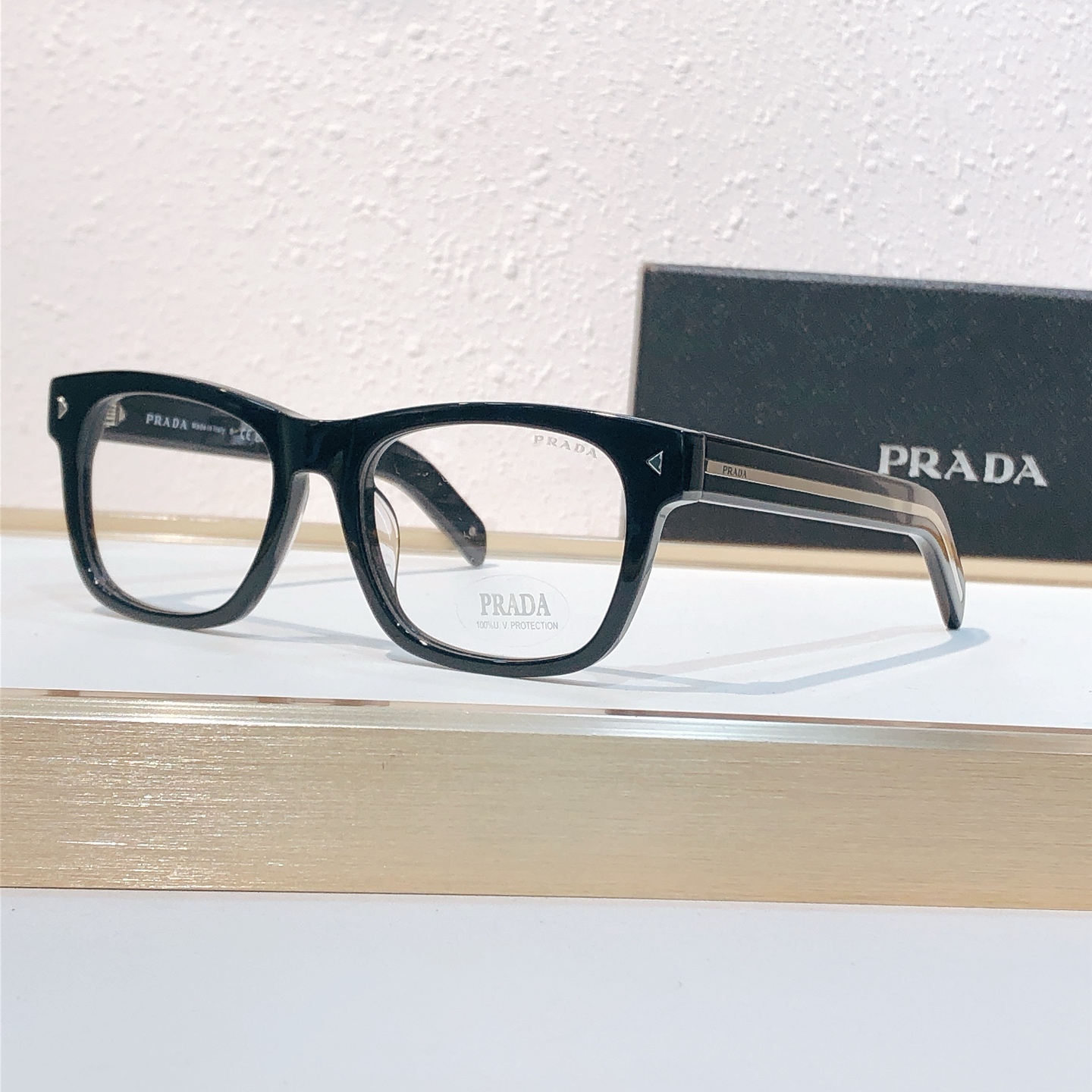 Prada PRAD*