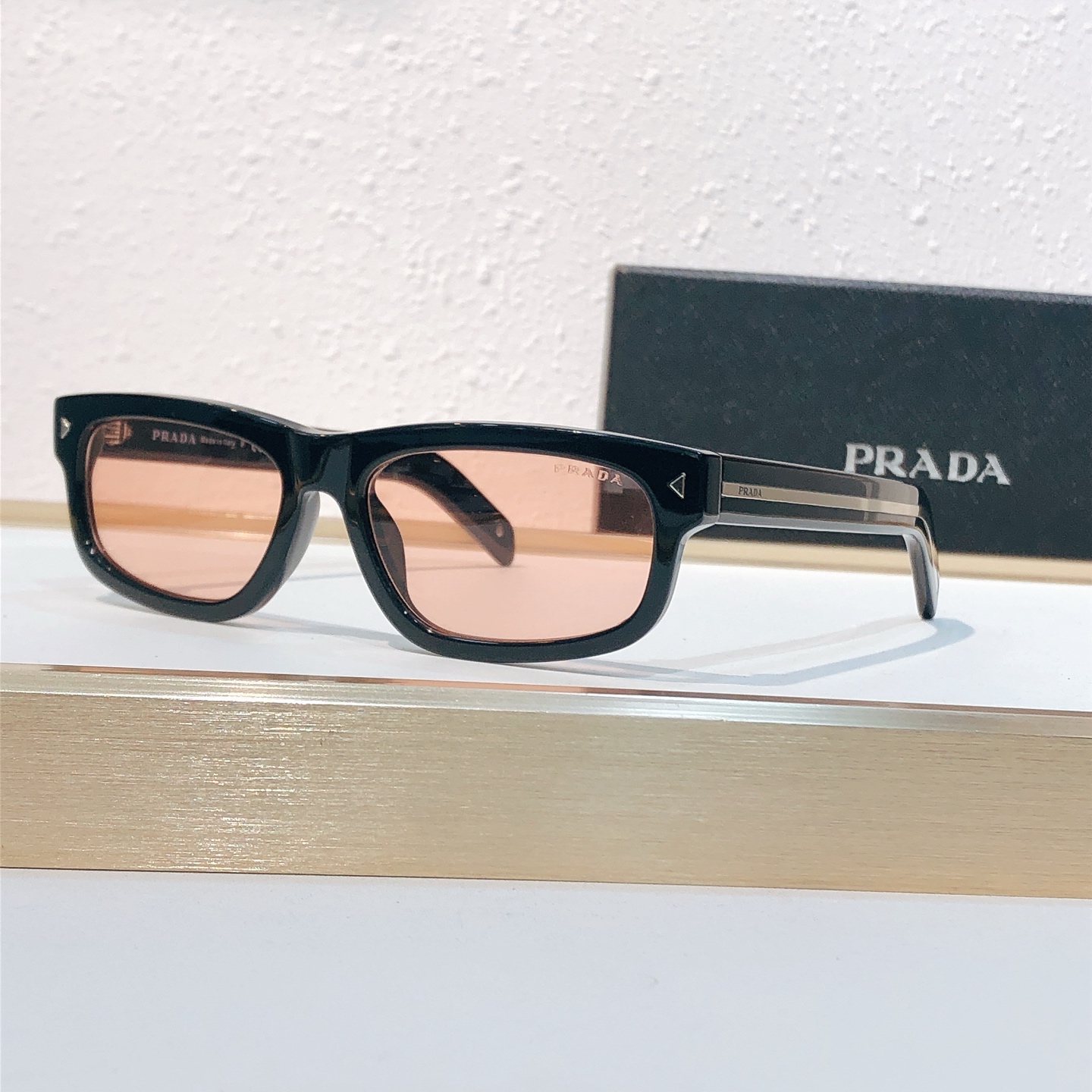Prada PRAD*