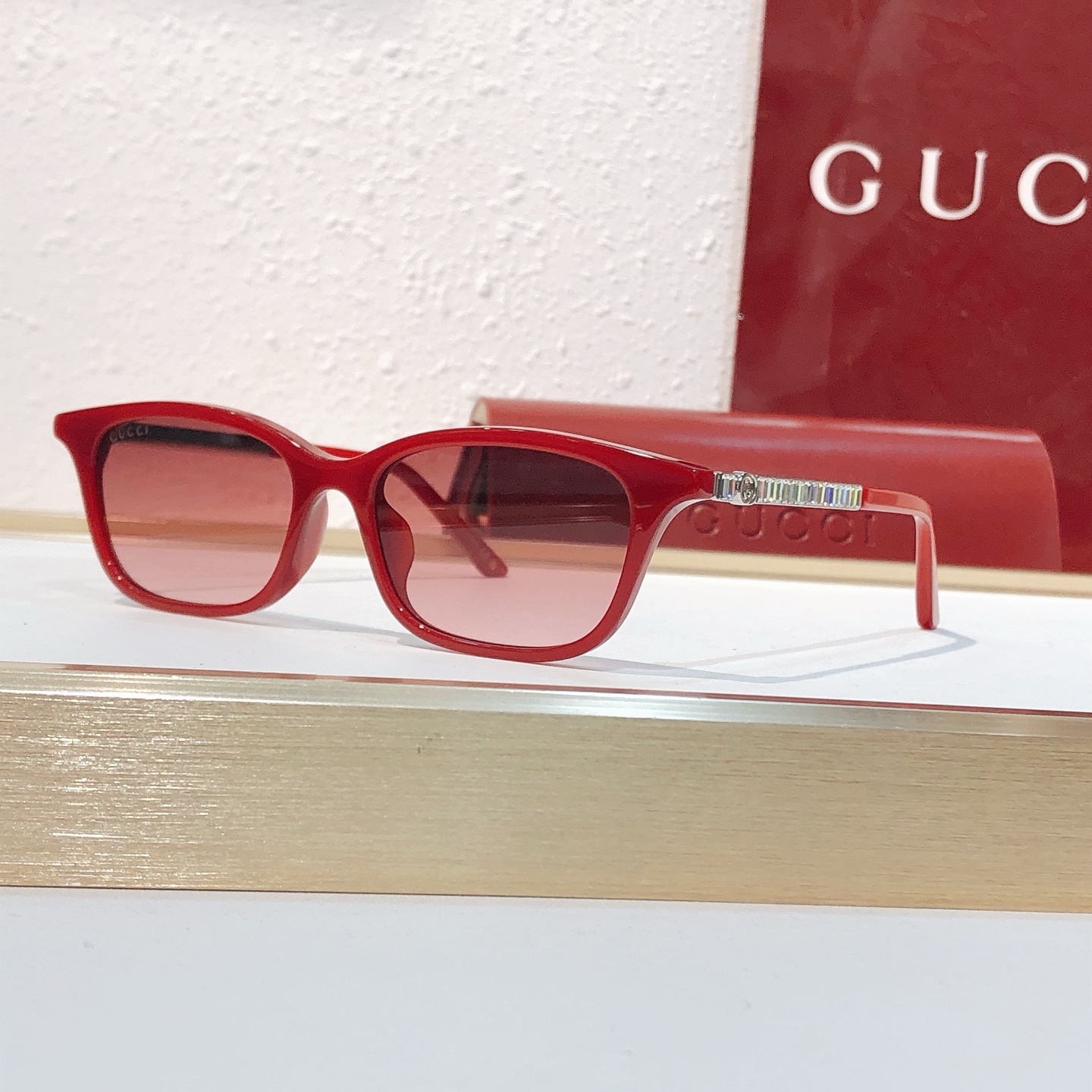 Gucci GUCC*