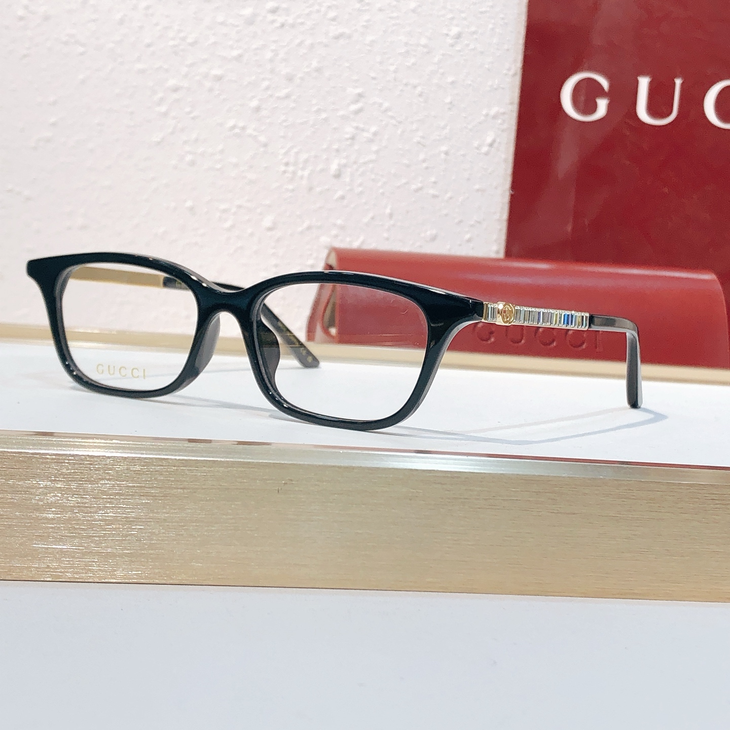 Gucci GUCC*