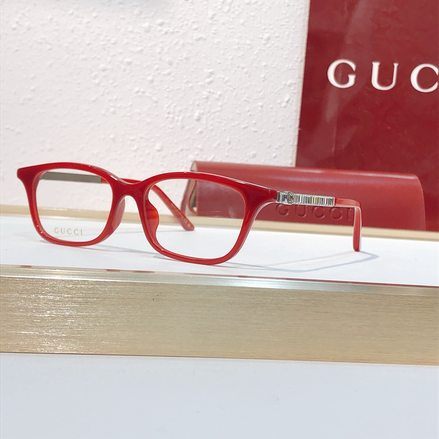 Gucci GUCC*