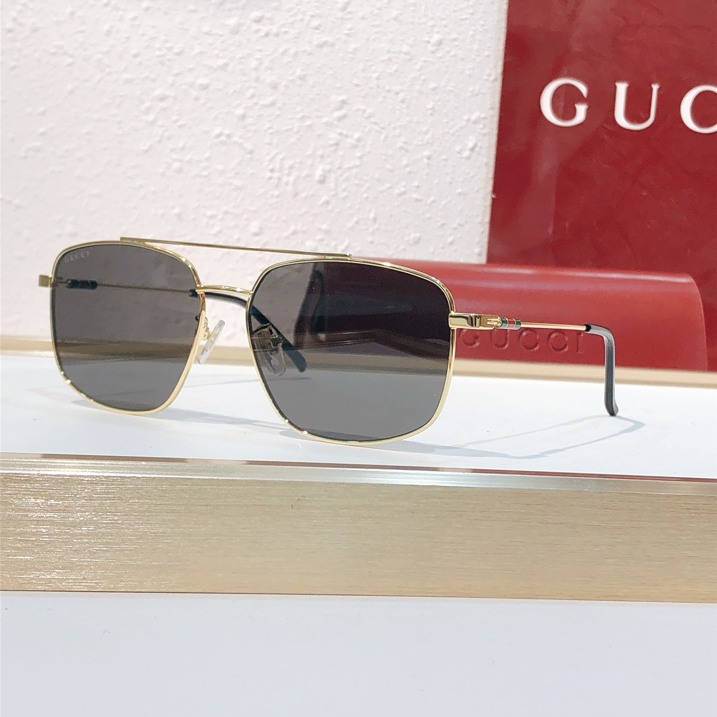 Gucci GUCC*