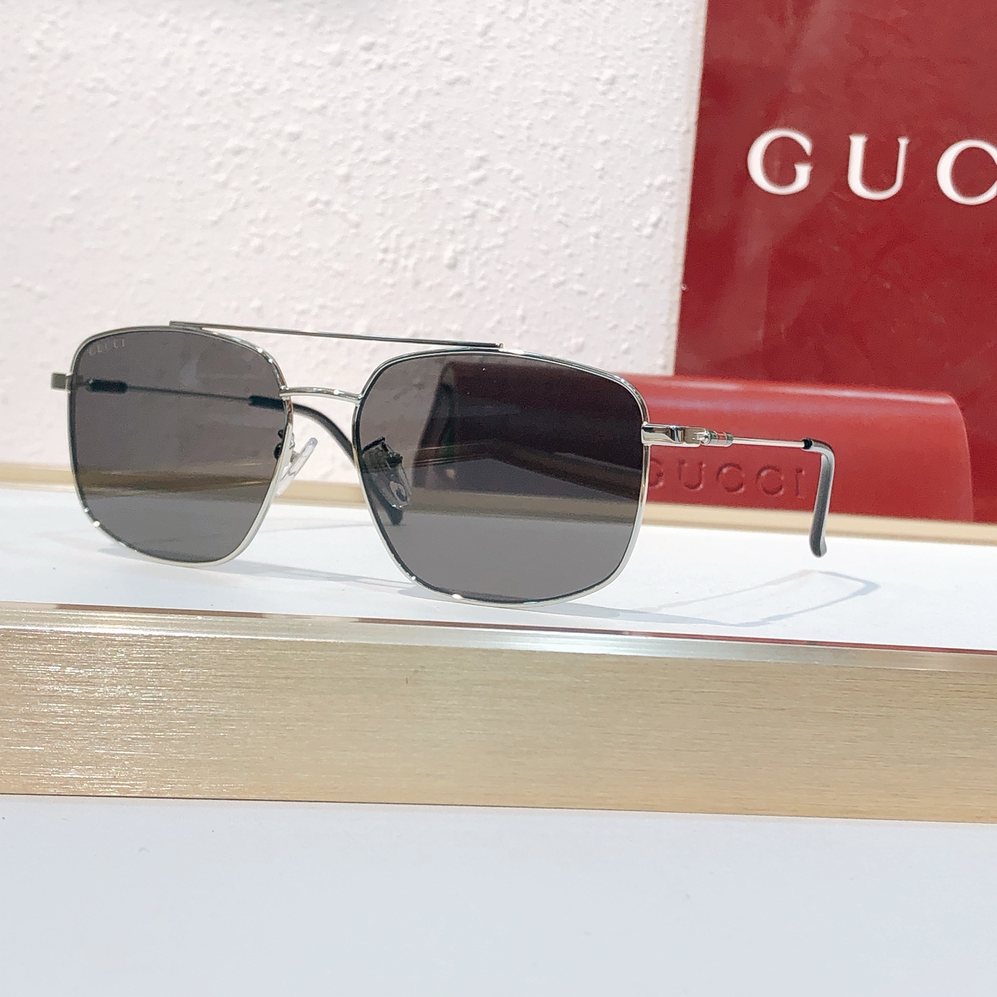 Gucci GUCC*