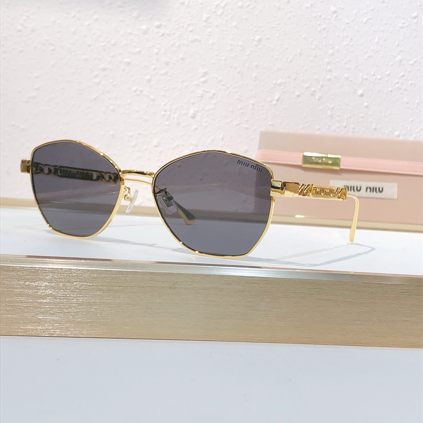 Miu Miu MIU M*
