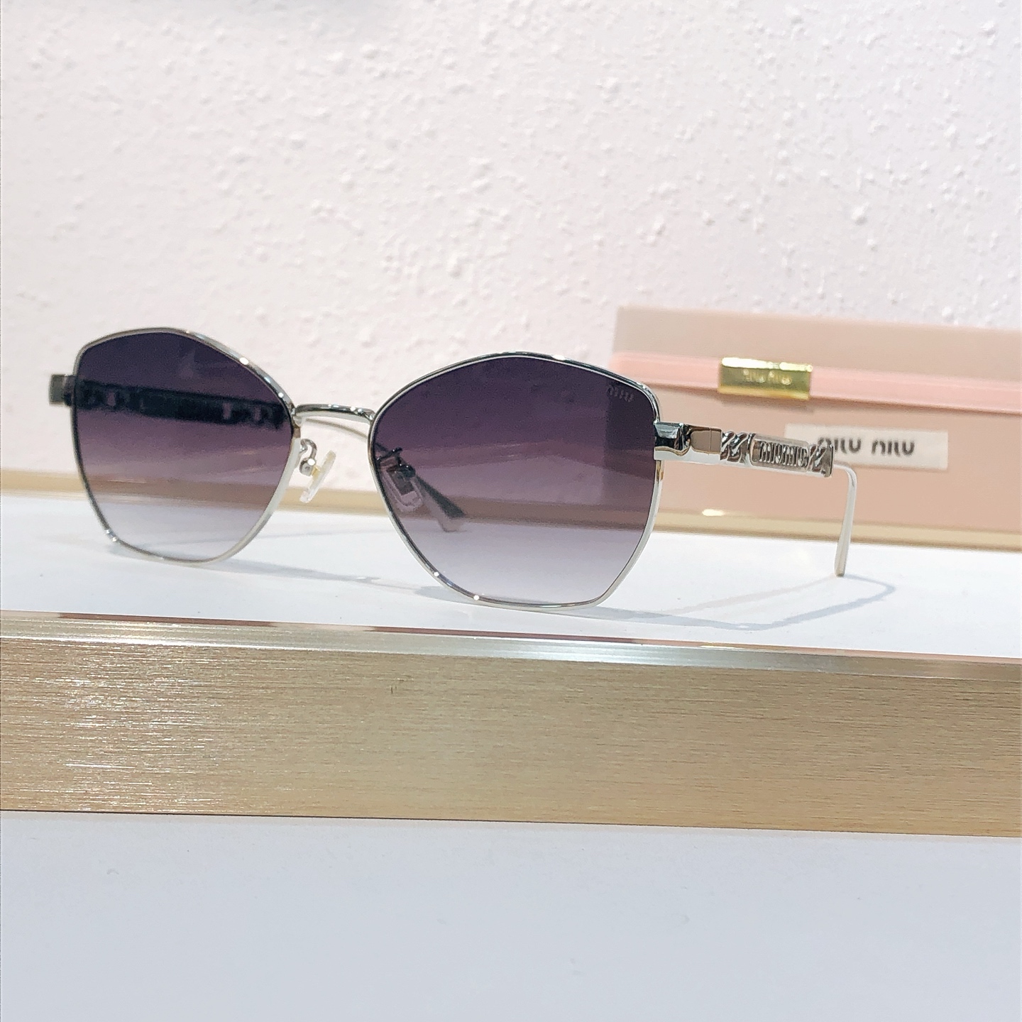 Miu Miu MIU M*