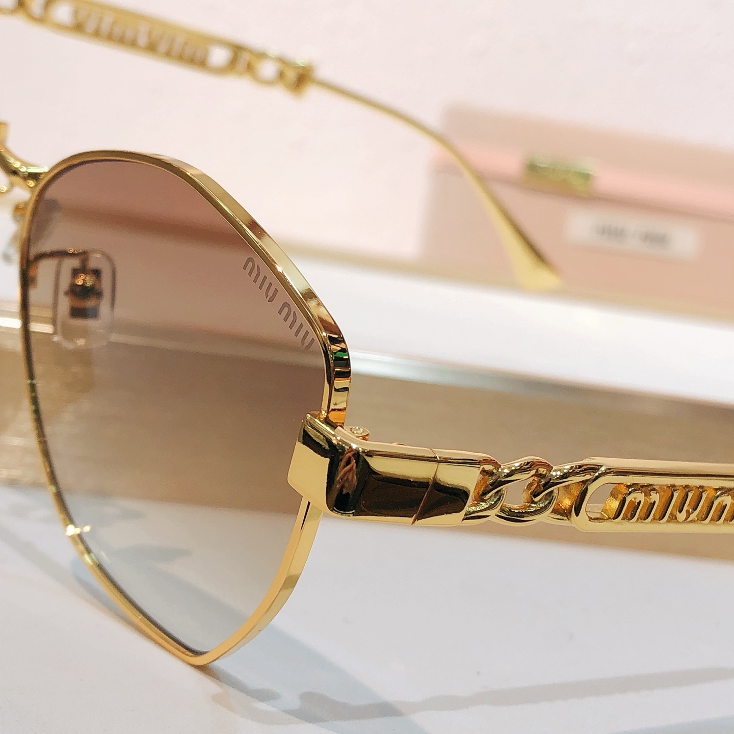 Miu Miu MIU M*