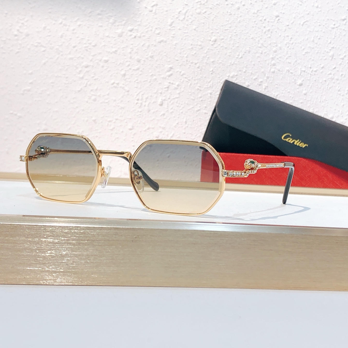 Cartier Cartie* MODEL：CT0728S SIZE:143 太阳镜1401540，变色片1741570