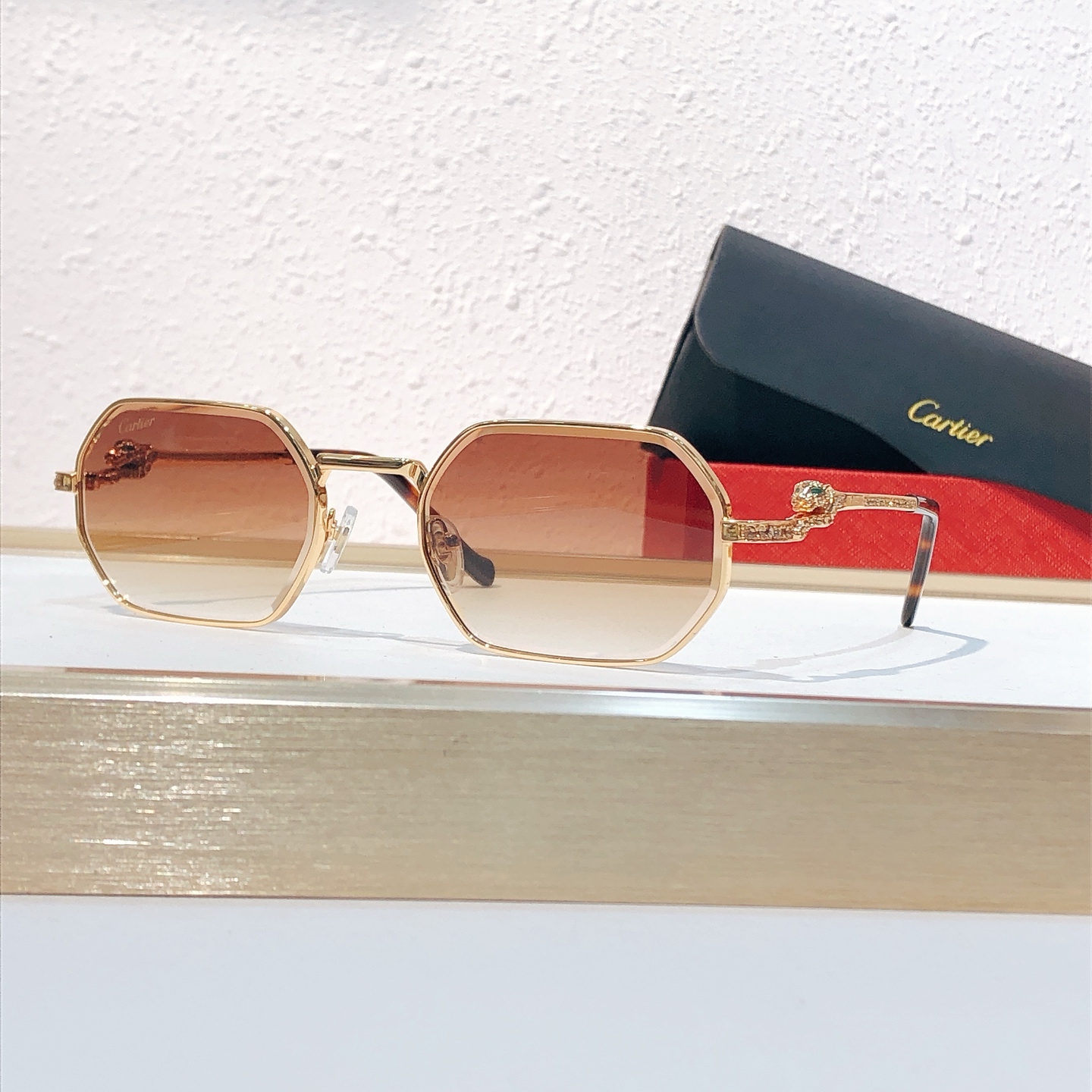 Cartier Cartie* MODEL：CT0728S SIZE:143 太阳镜1401540，变色片1741570