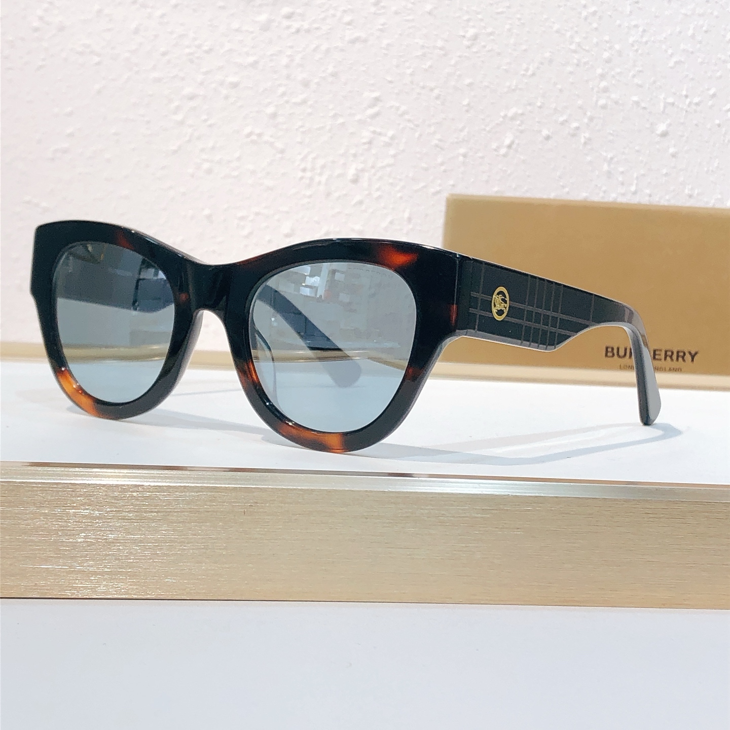 Burberry BURBERRY*MODEL：BE 4477