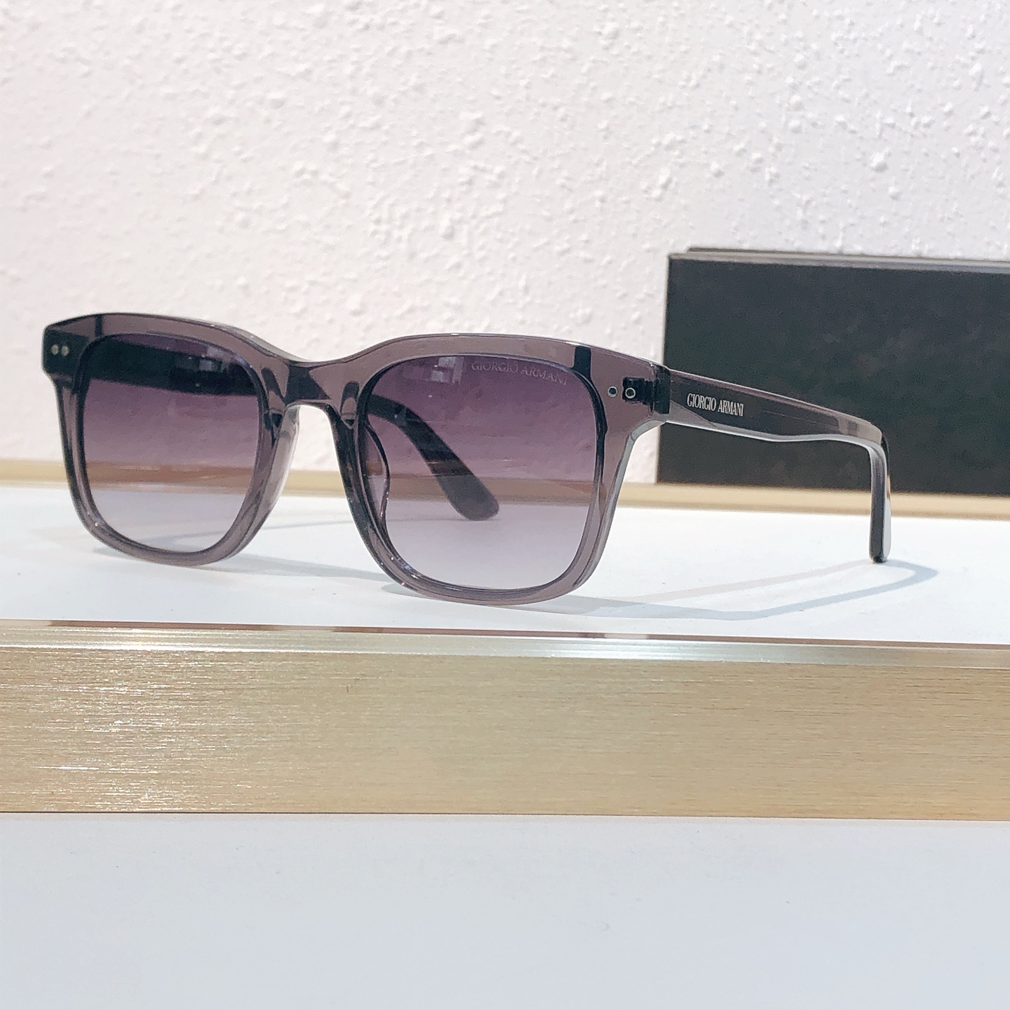 Armani EMPORIO ARMAN*