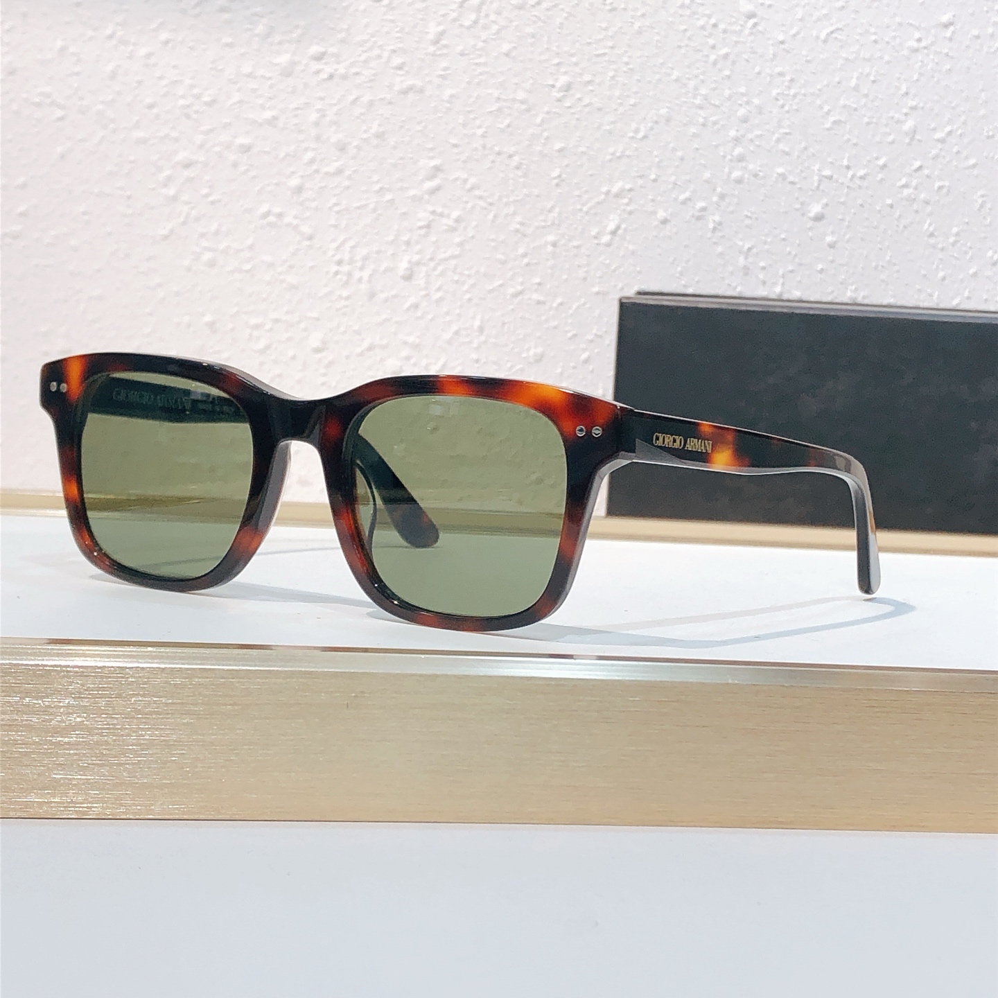 Armani EMPORIO ARMAN*
