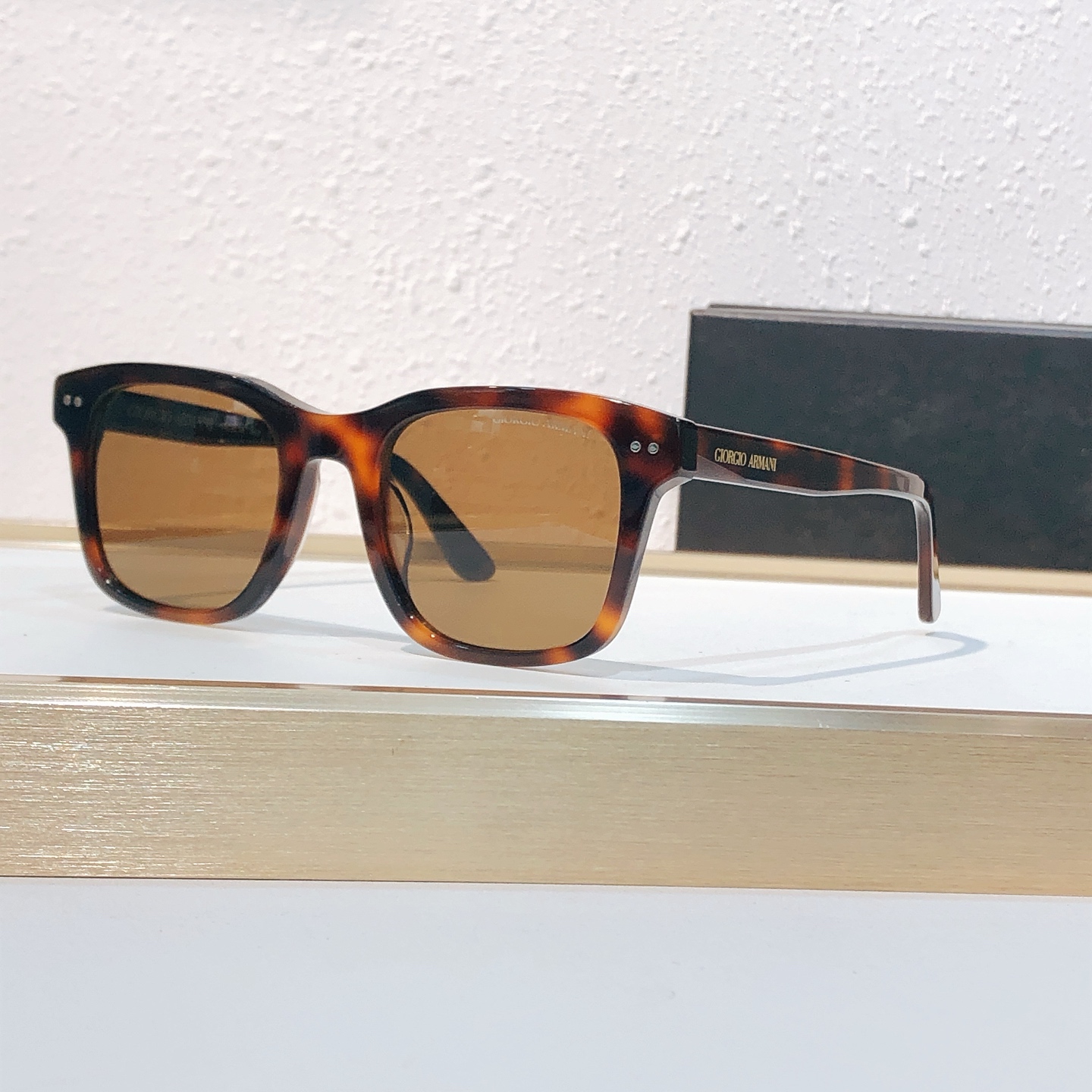 Armani EMPORIO ARMAN*