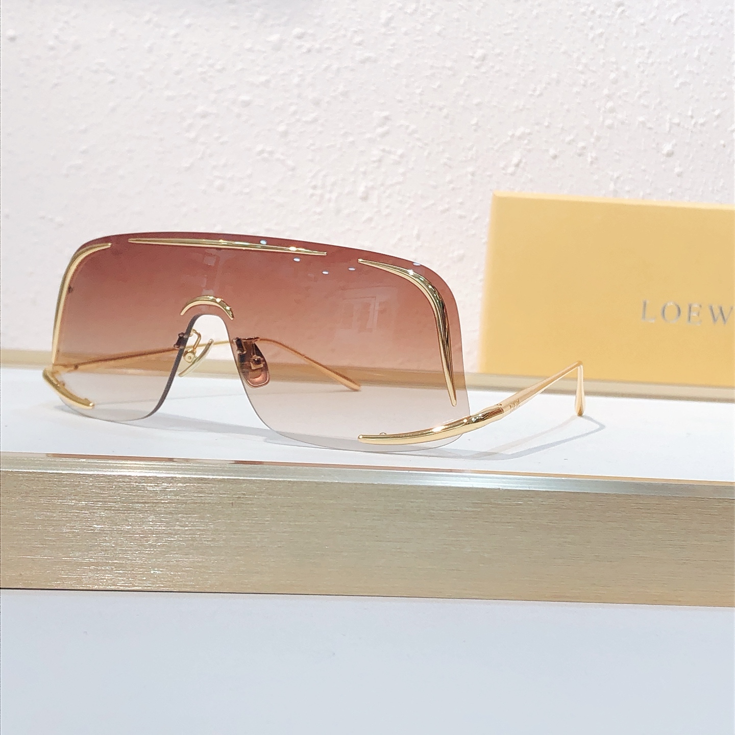 Loewe LOEW* MODEL：LW40193U