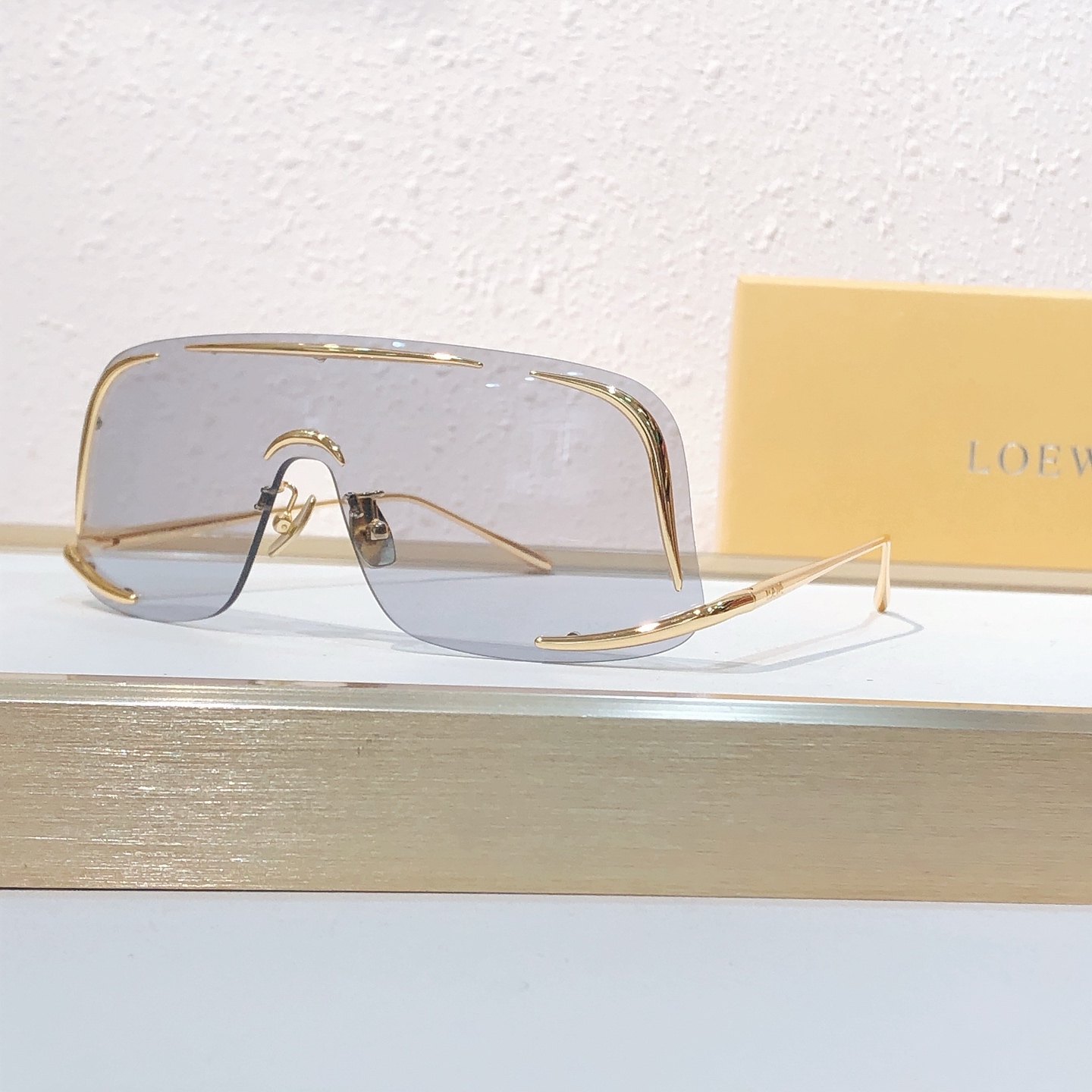 Loewe LOEW* MODEL：LW40193U