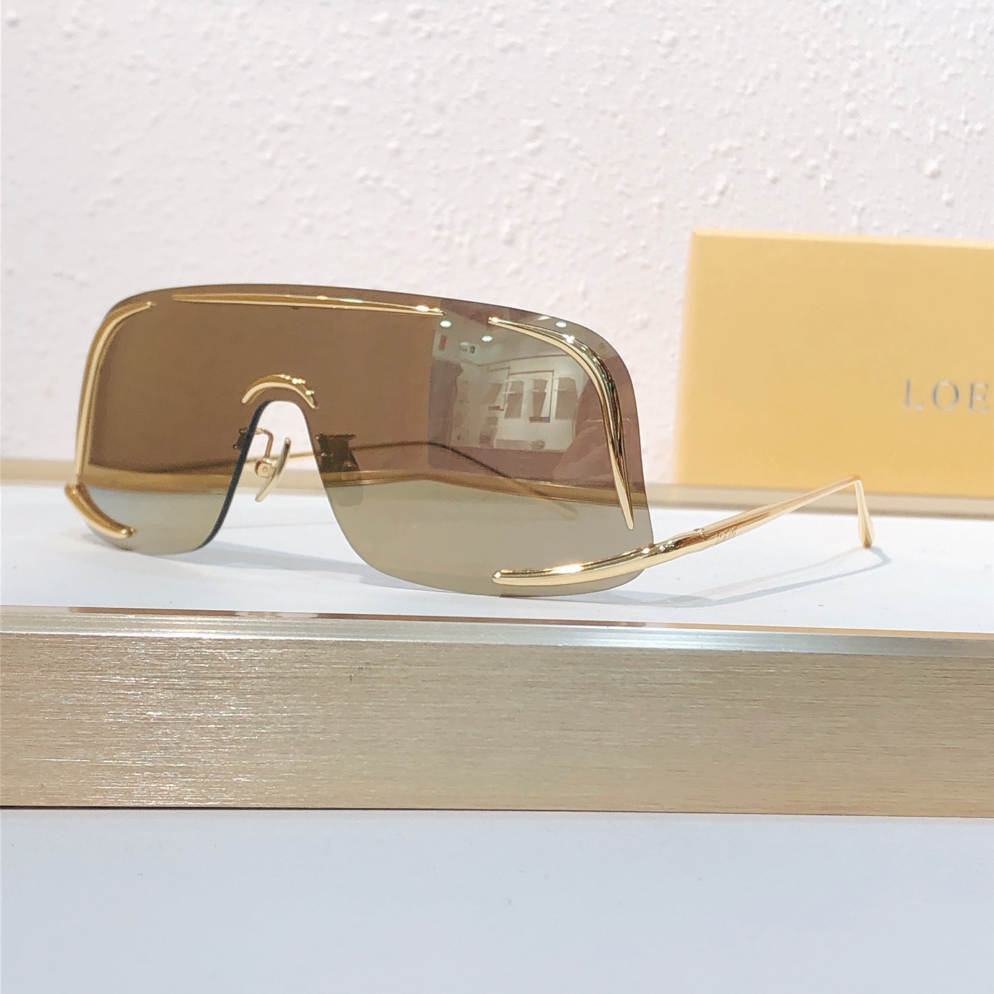 Loewe LOEW* MODEL：LW40193U