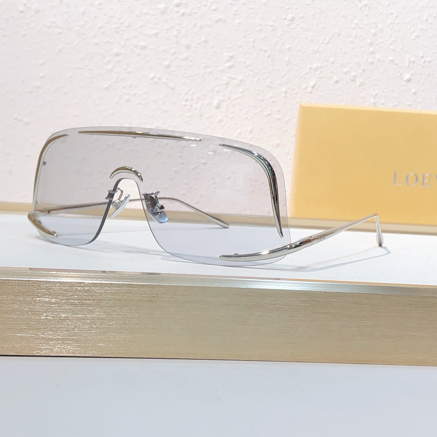 Loewe LOEW* MODEL：LW40193U