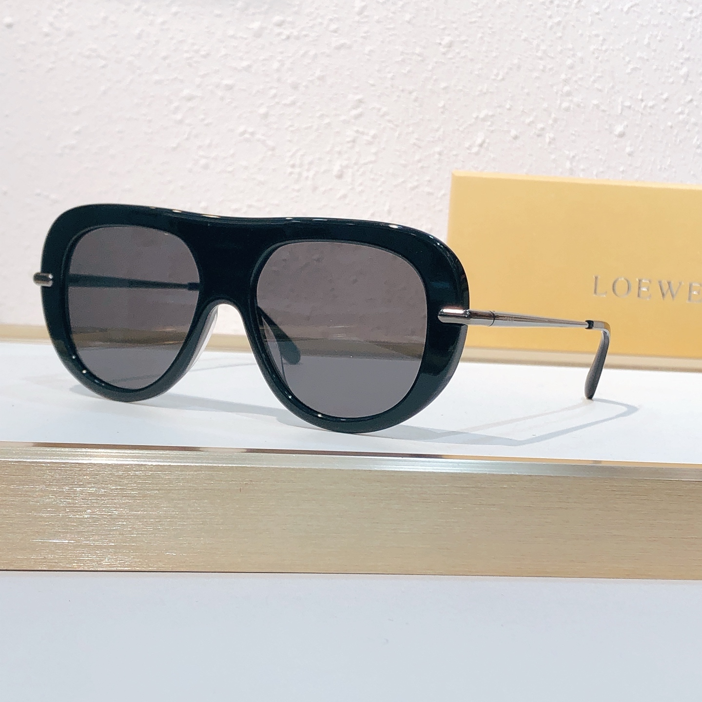 Loewe LOEW*