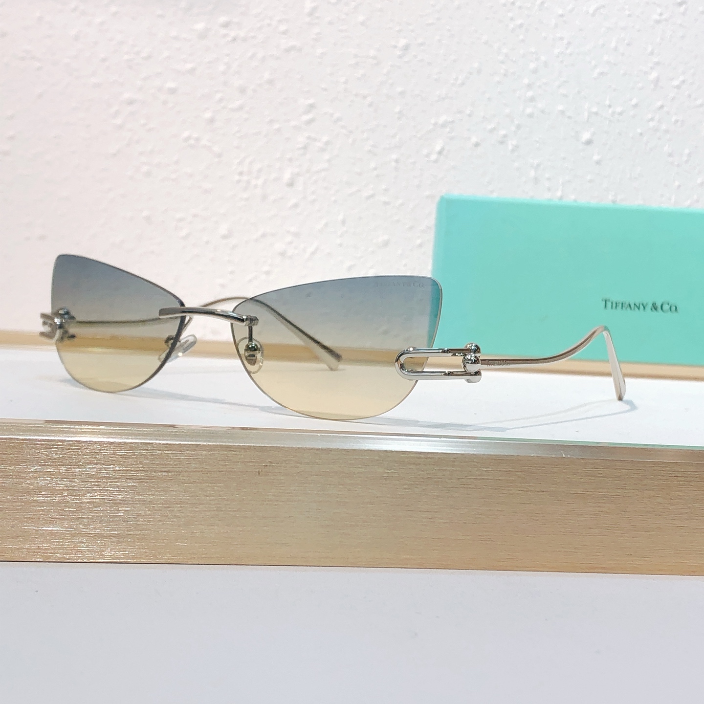 Tiffany & Co. TIFFANY&Co. MODEL：TF3112