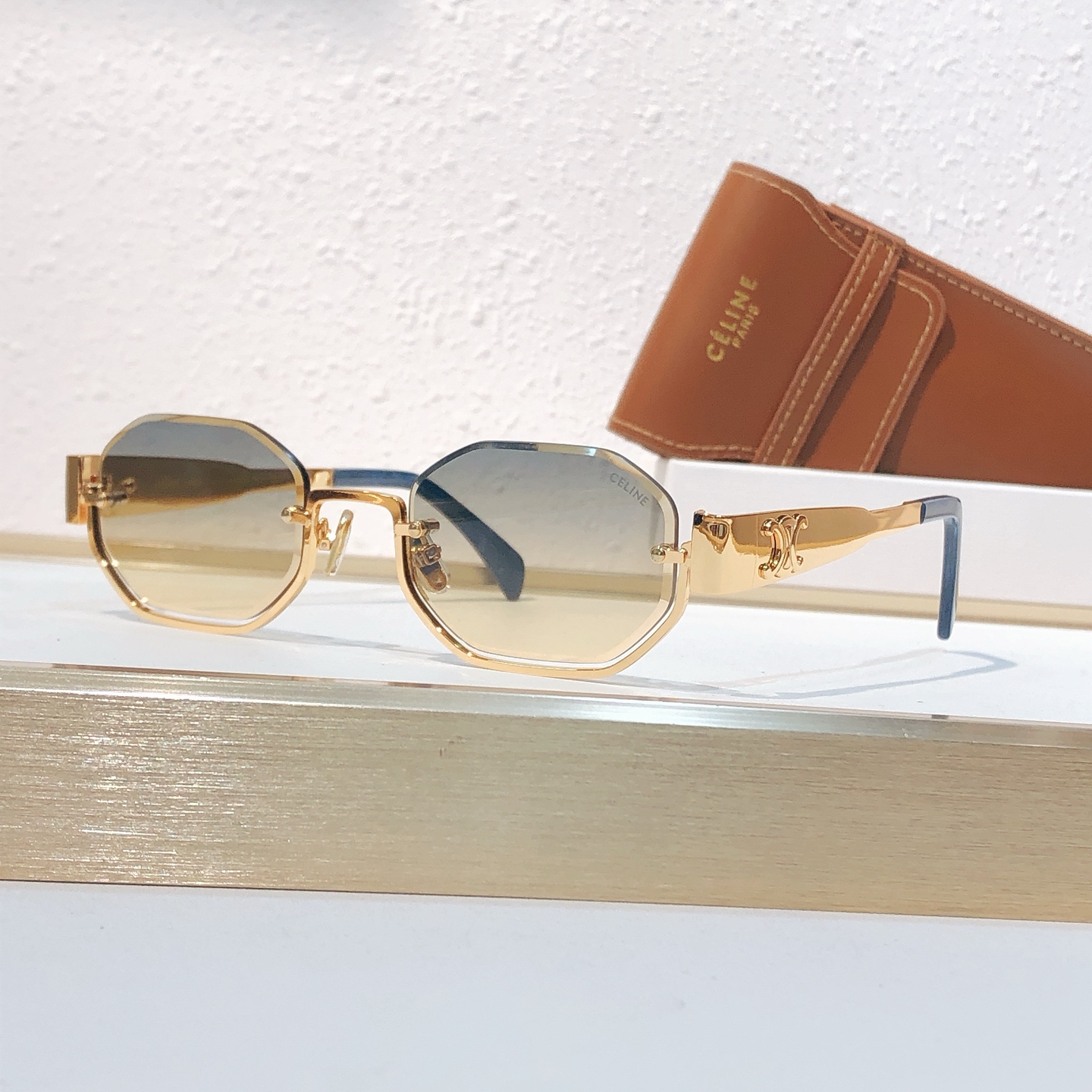 Celine CELIN* MODEL:CL42118U
