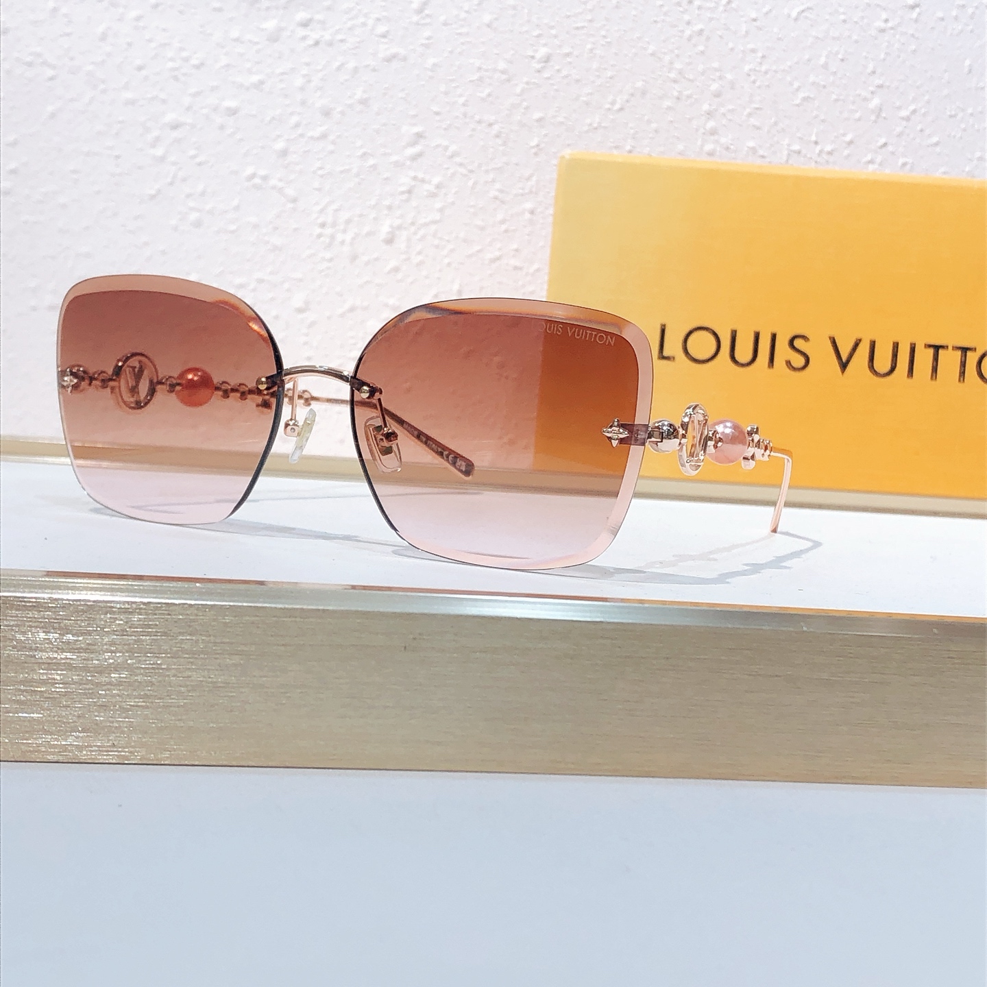 Louis Vuitton Louis Vuitto*