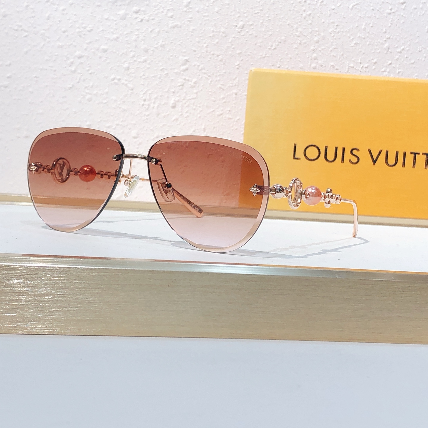 Louis Vuitton Louis Vuitto*