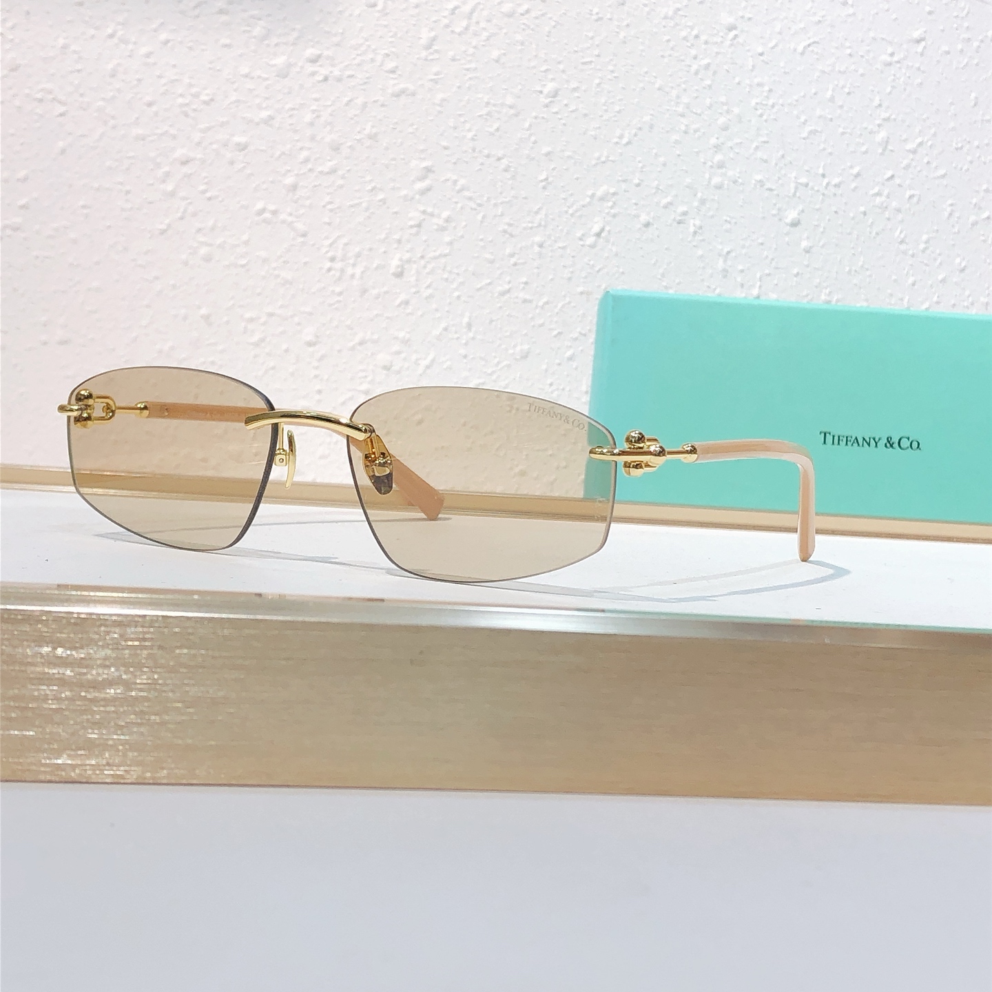 Tiffany & Co. TIFFANY&C*