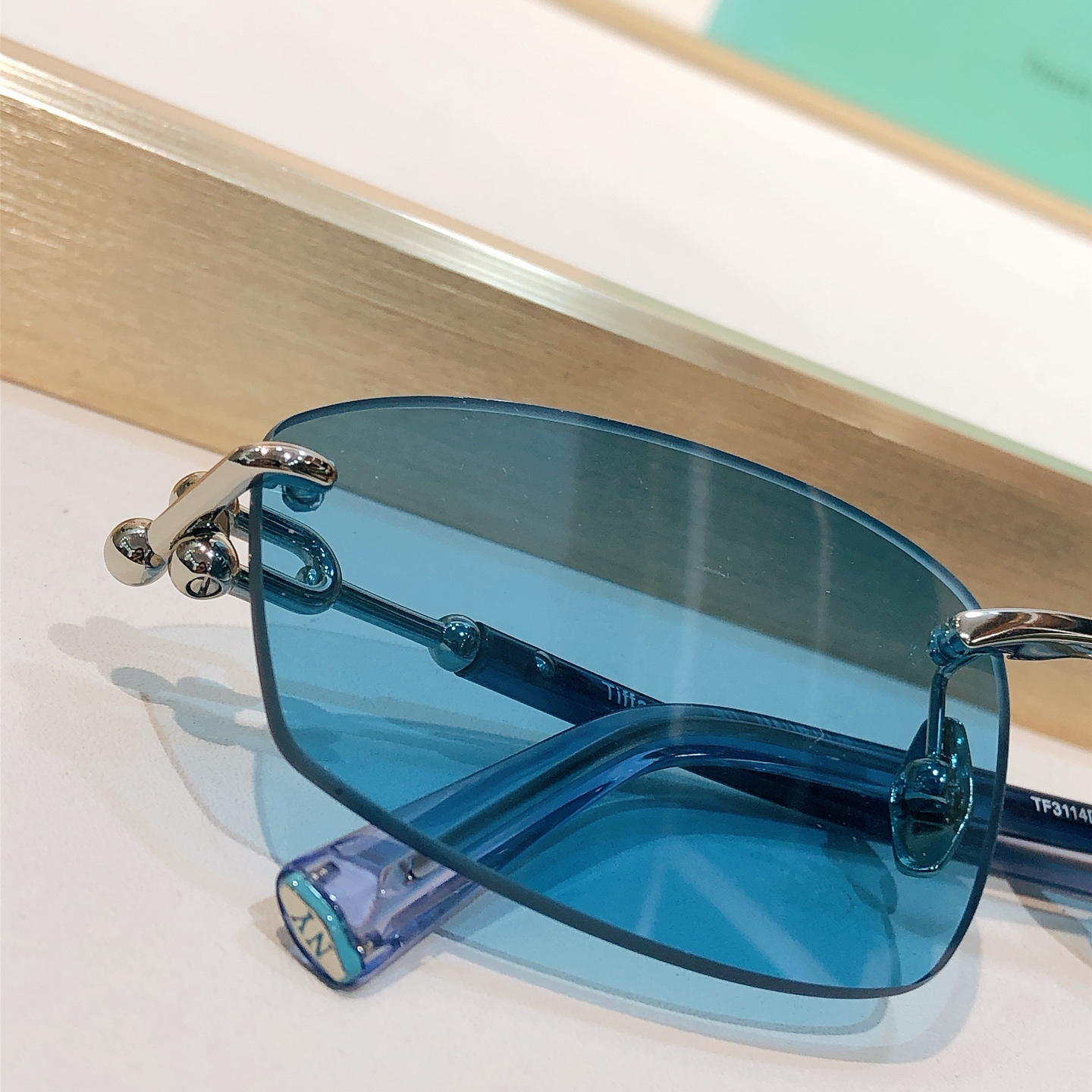 Tiffany & Co. TIFFANY&C*