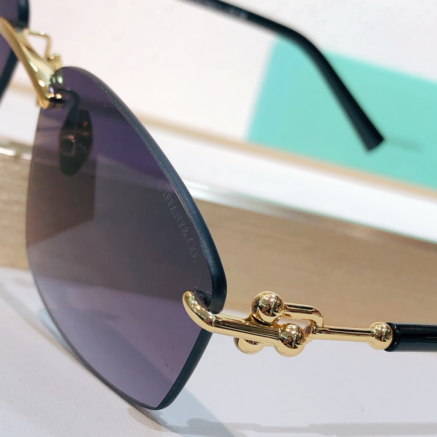 Tiffany & Co. TIFFANY&C*