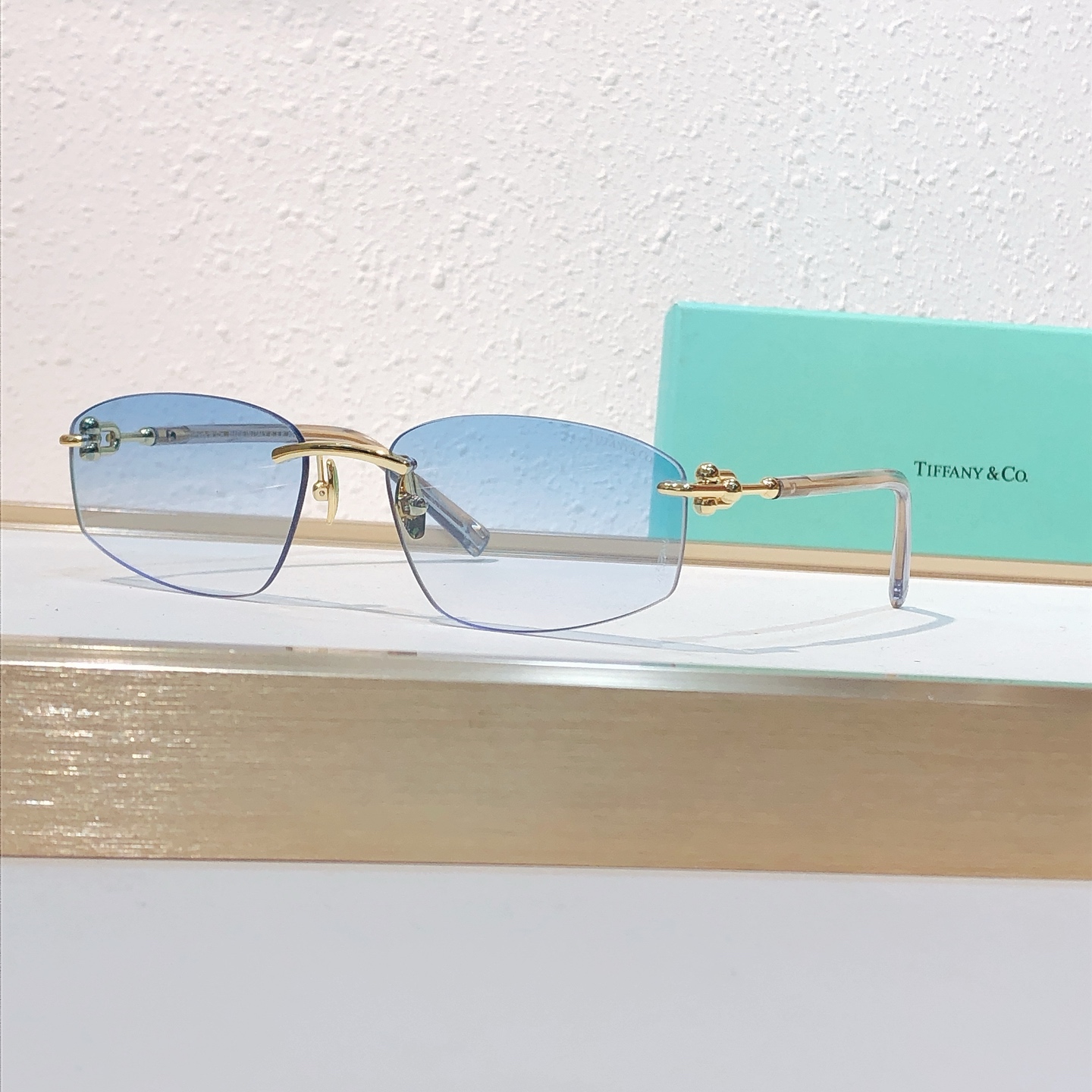 Tiffany & Co. TIFFANY&C*