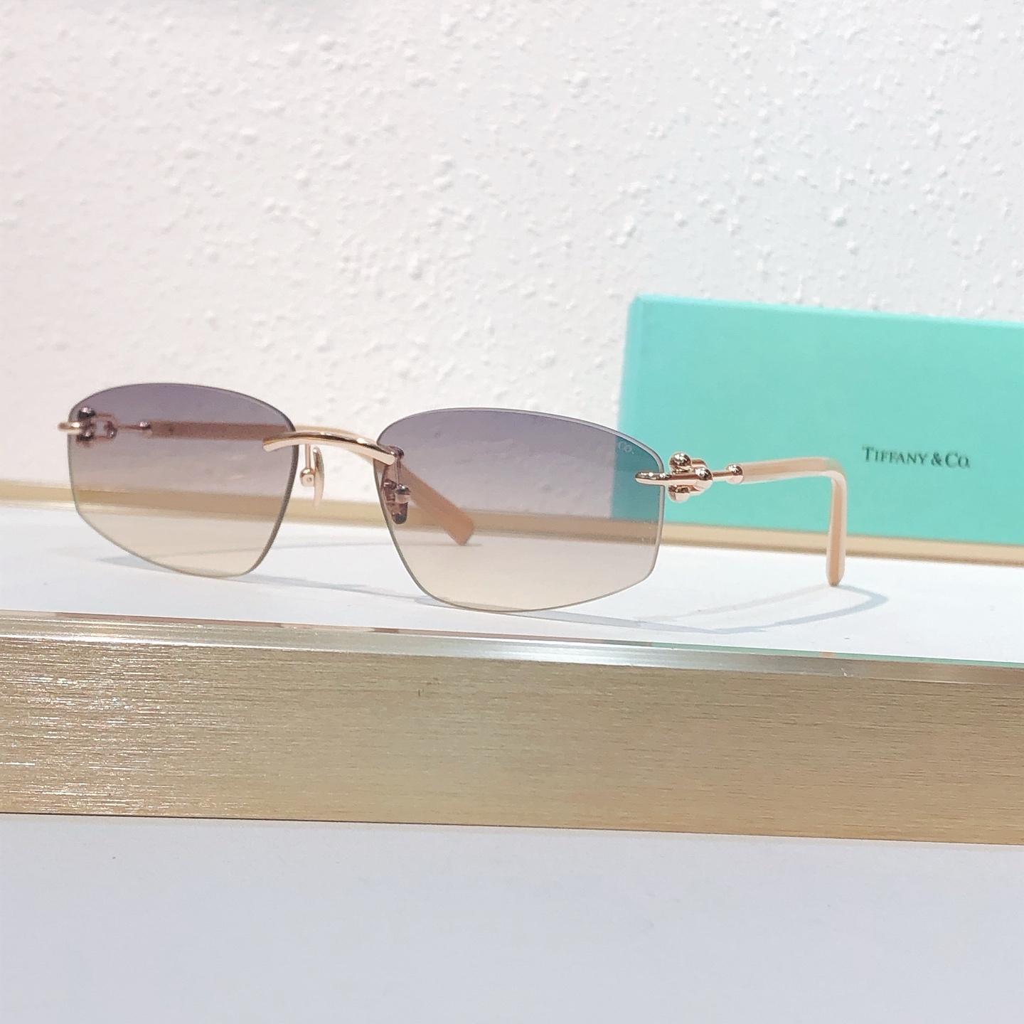 Tiffany & Co. TIFFANY&C*