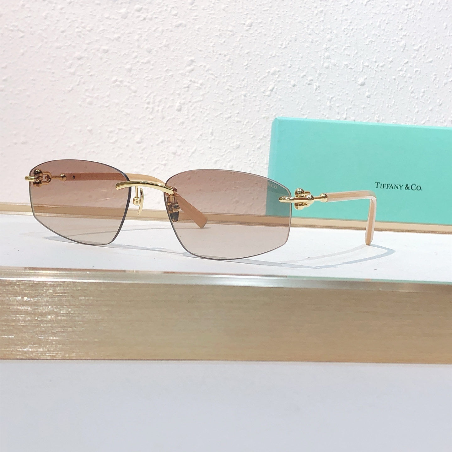 Tiffany & Co. TIFFANY&C*