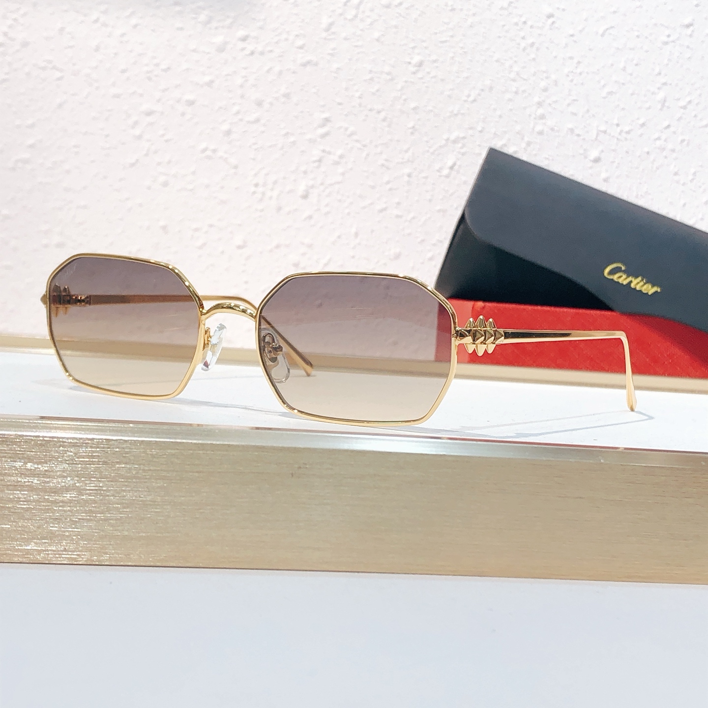 Cartier Cartie* MODEL：CT0647S