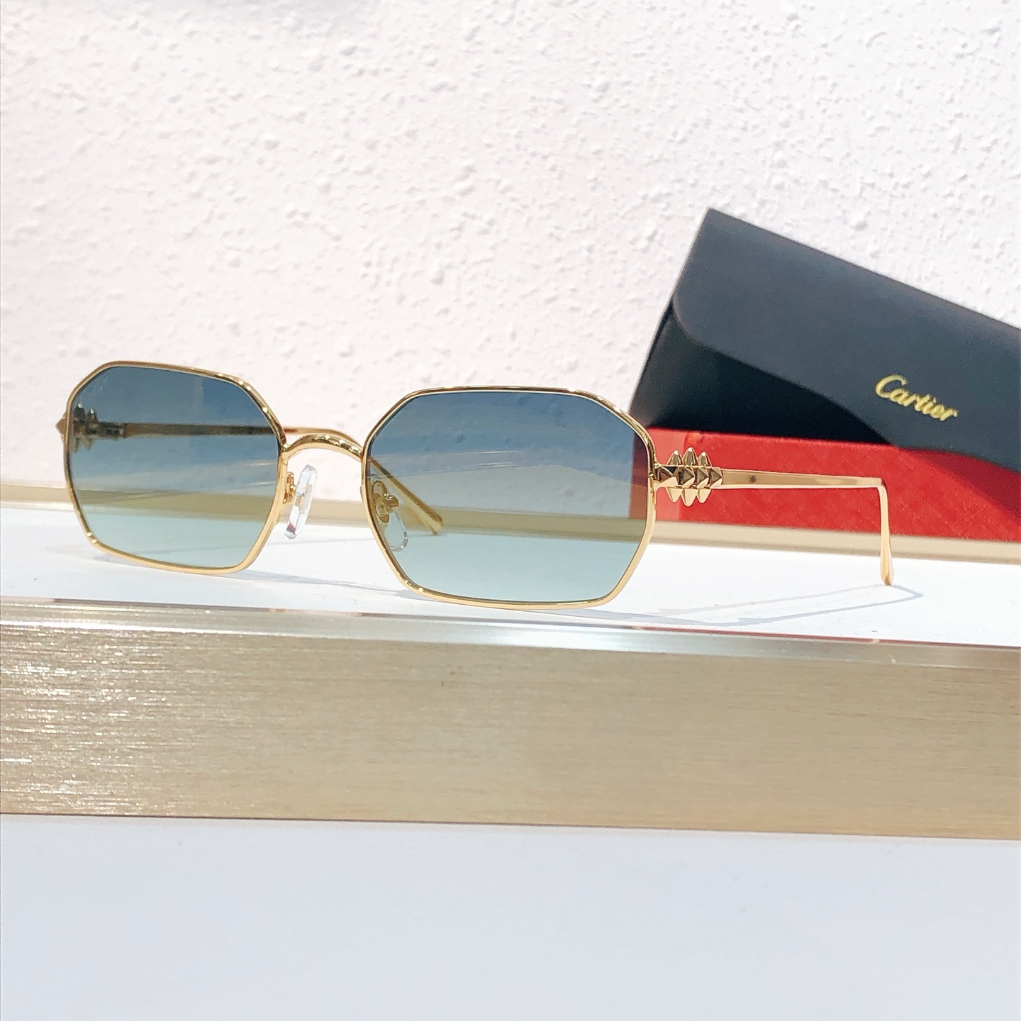 Cartier Cartie* MODEL：CT0647S