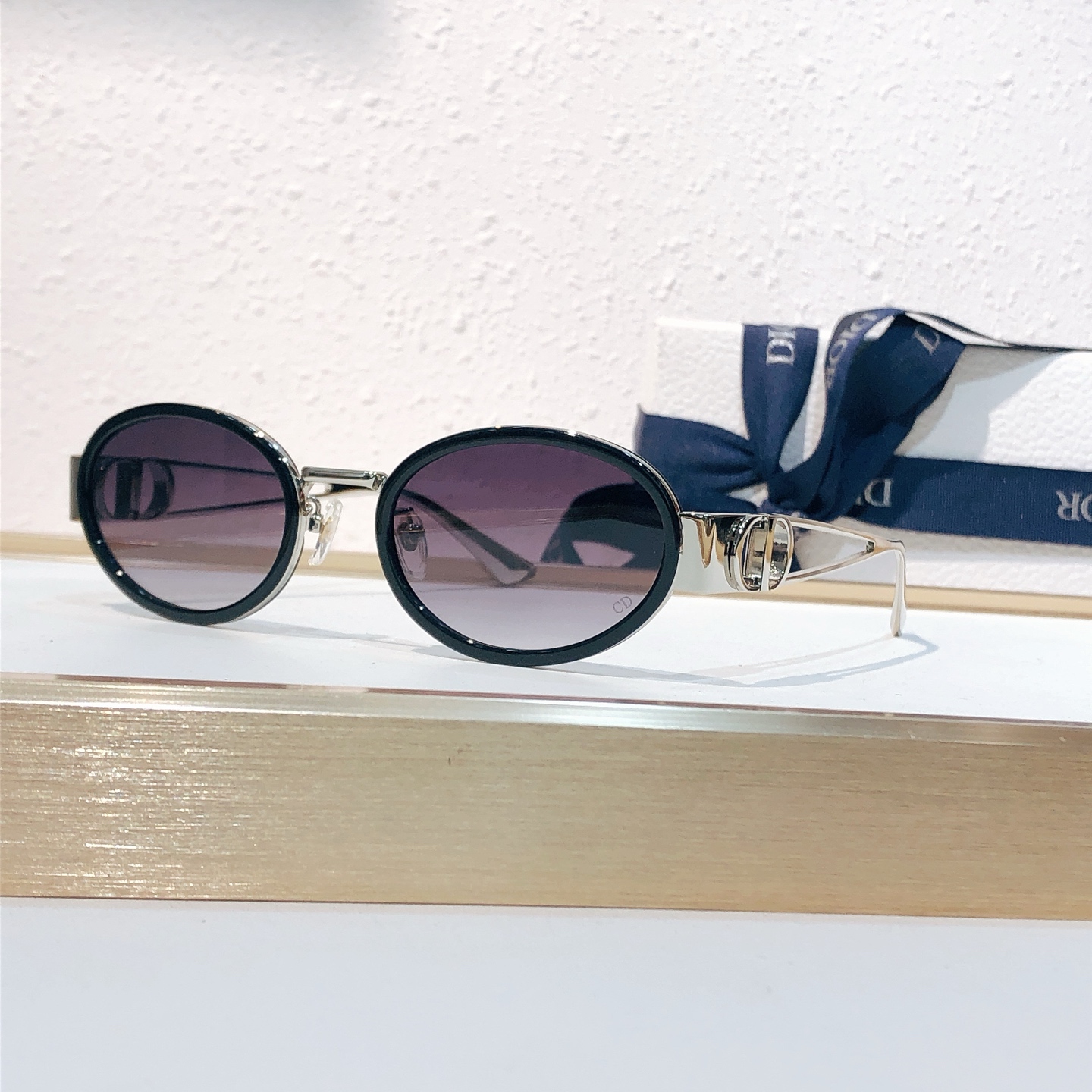Dior DIO* MODEL：CD S16F