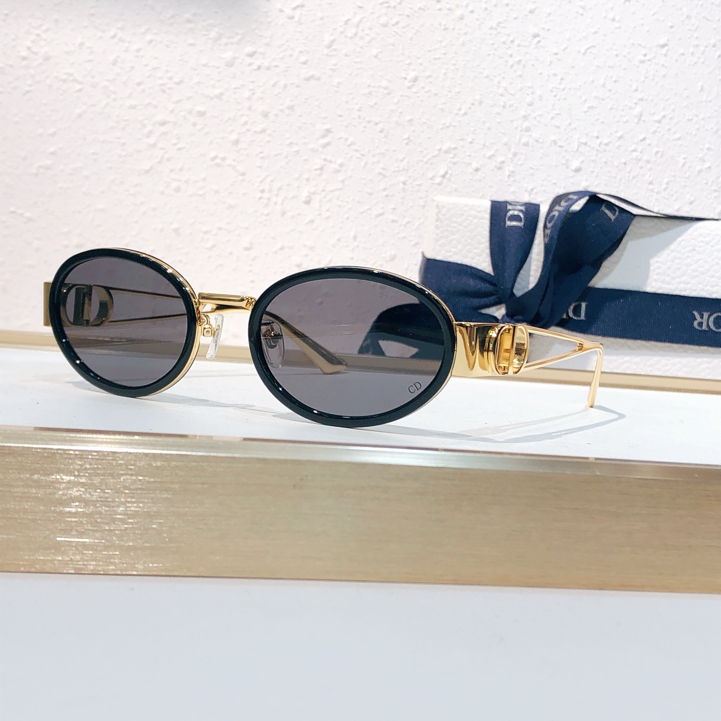 Dior DIO* MODEL：CD S16F
