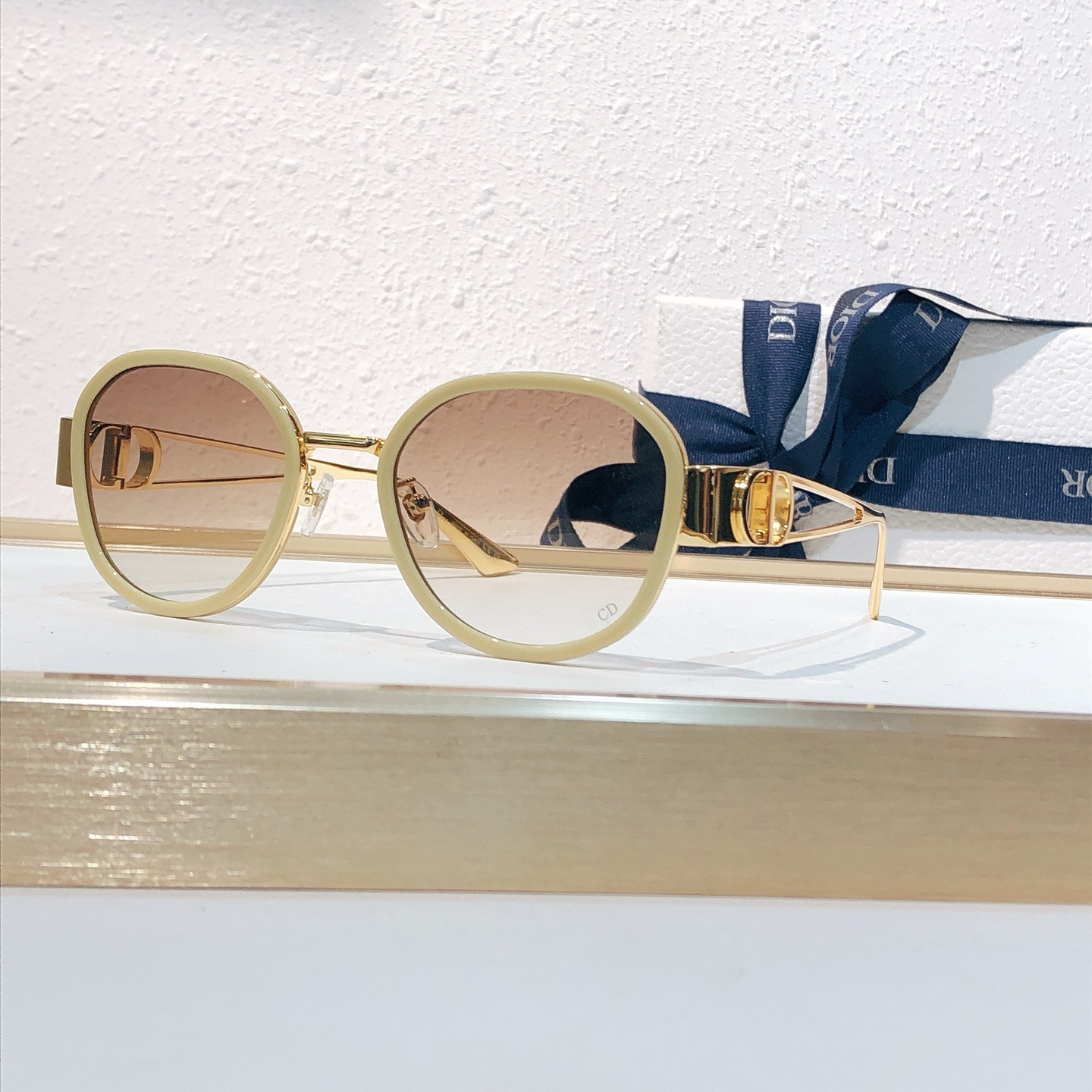 Dior DIO*MODEL：CD S17F