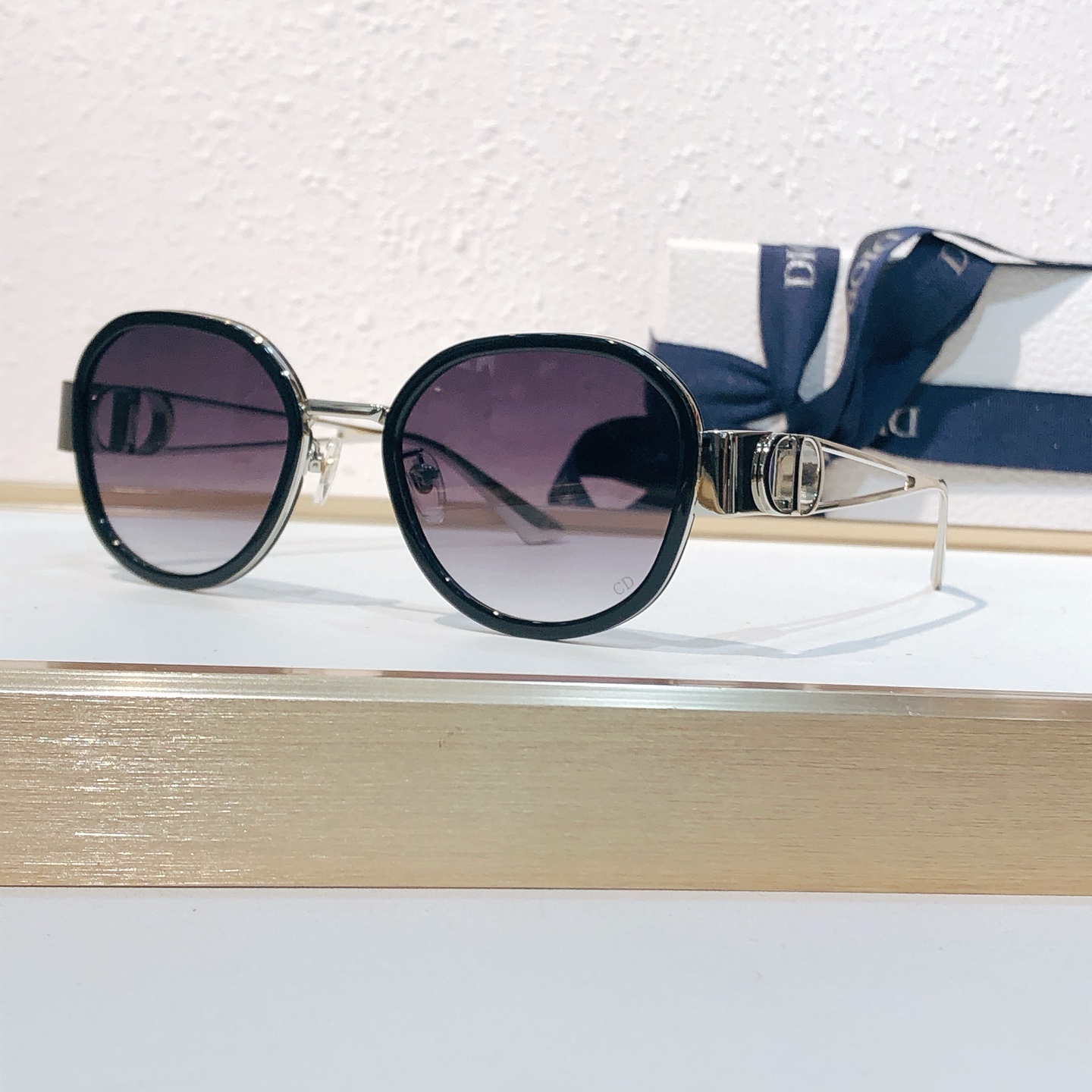 Dior DIO*MODEL：CD S17F