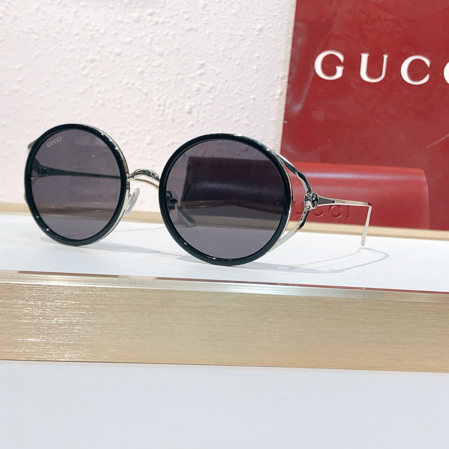 Gucci GUCC*