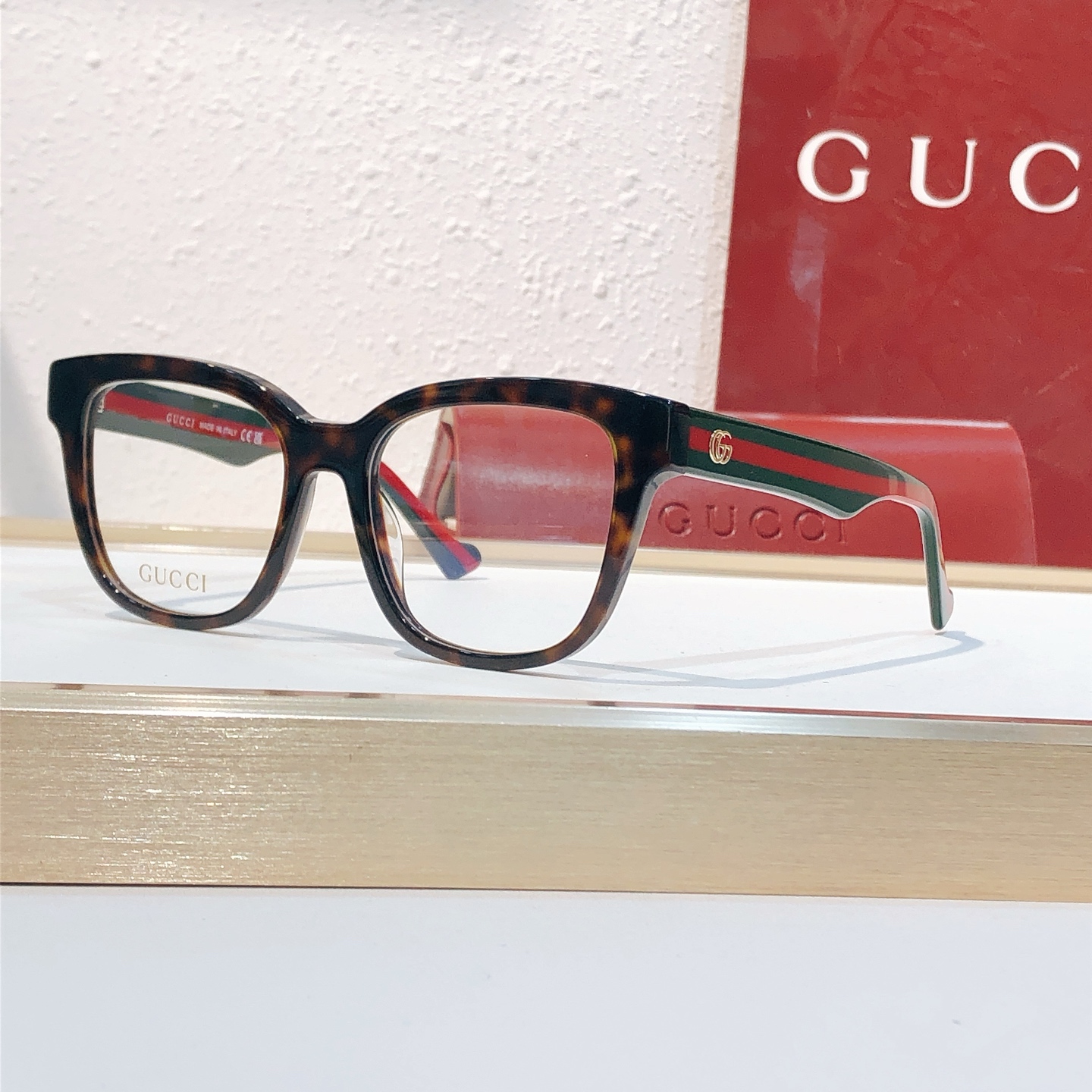 Gucci GUCCI*