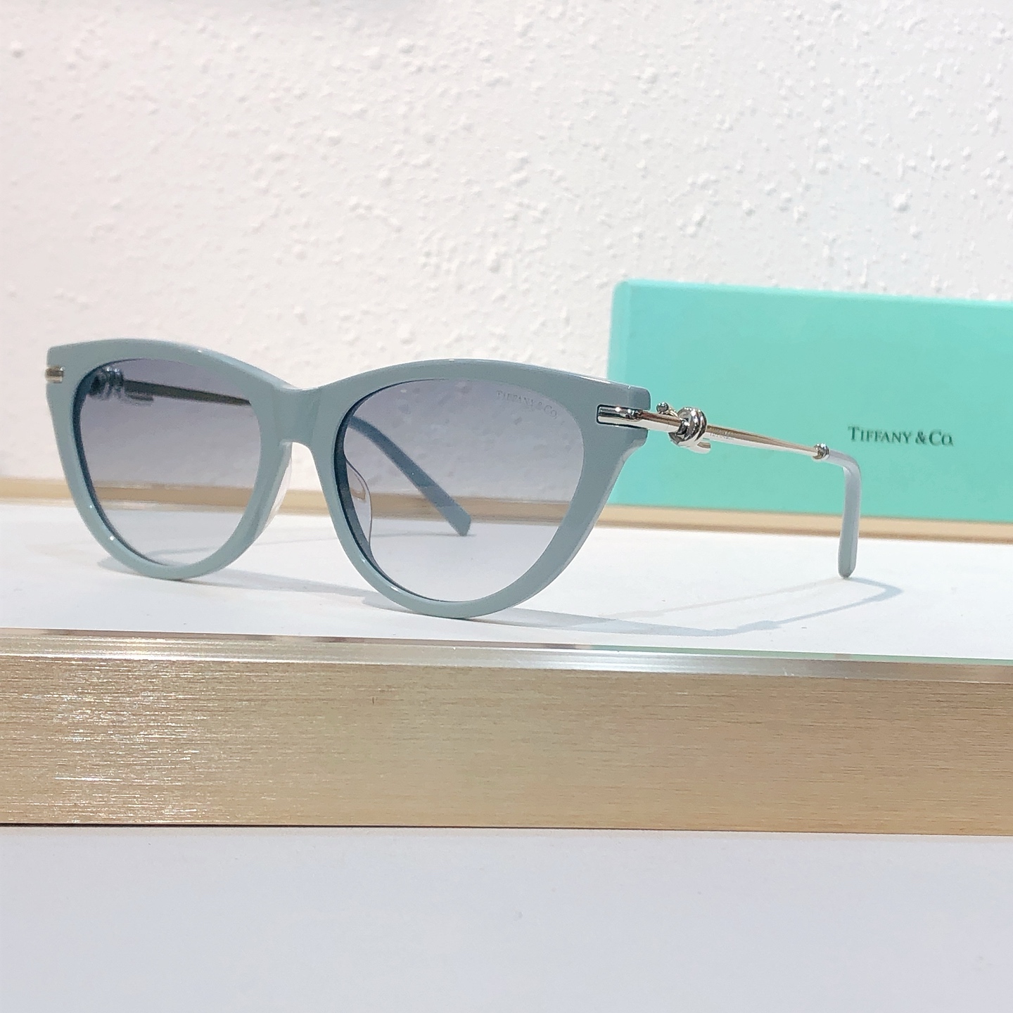 Tiffany & Co. TIFFANY&Co