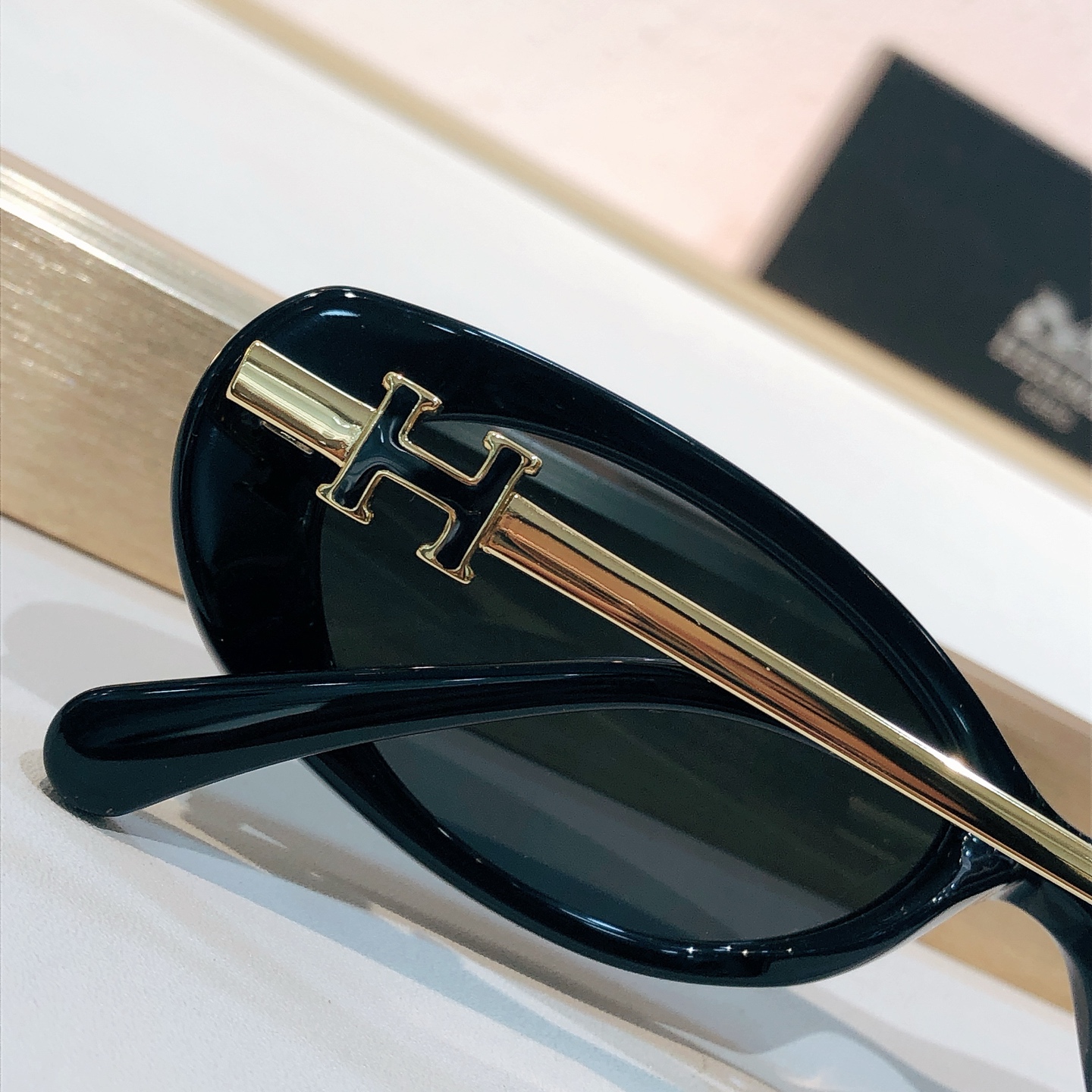 Hermès HERMES*