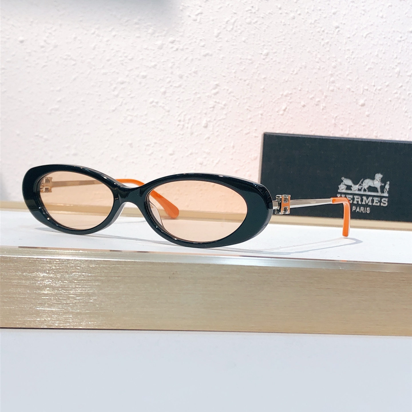 Hermès HERMES*