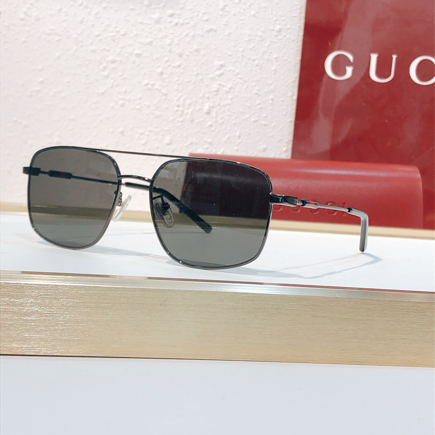 Gucci GUCCI*
