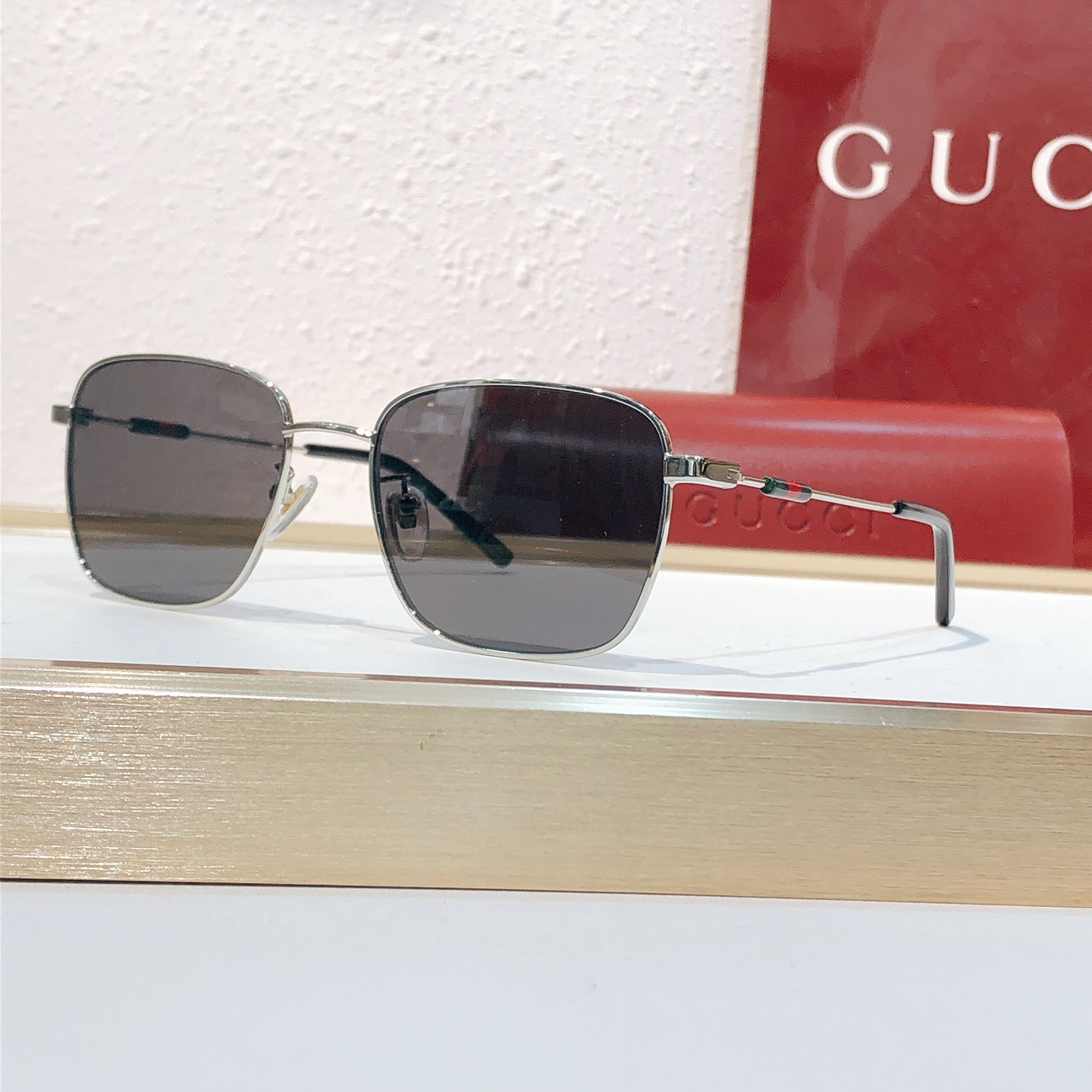 Gucci GUCCI*