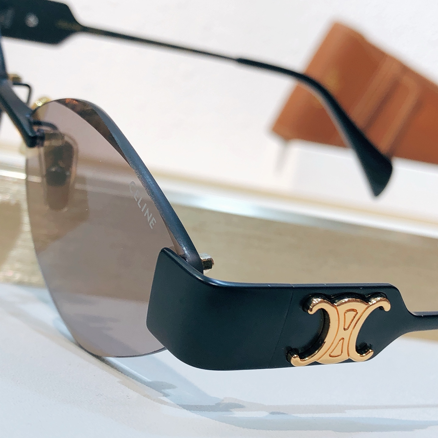 Celine CELIN*MODEL: CL1575LU