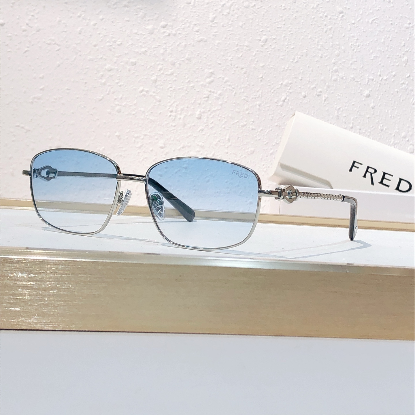Fred FRED