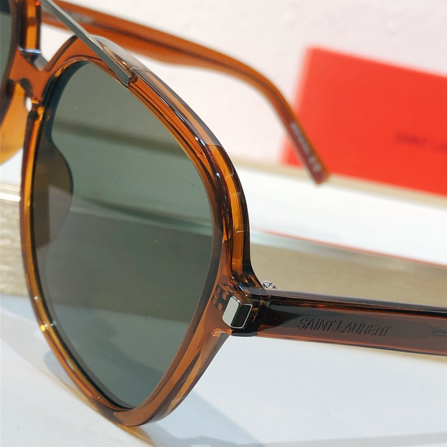 Saint Laurent SAINT LAUREN