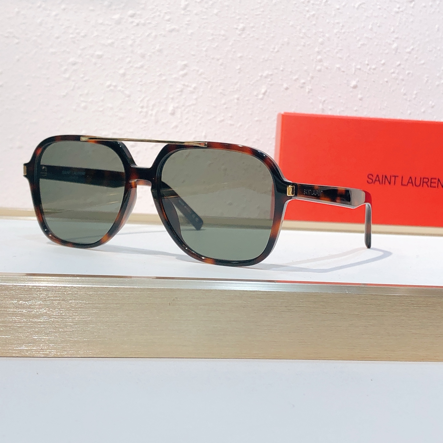 Saint Laurent SAINT LAUREN
