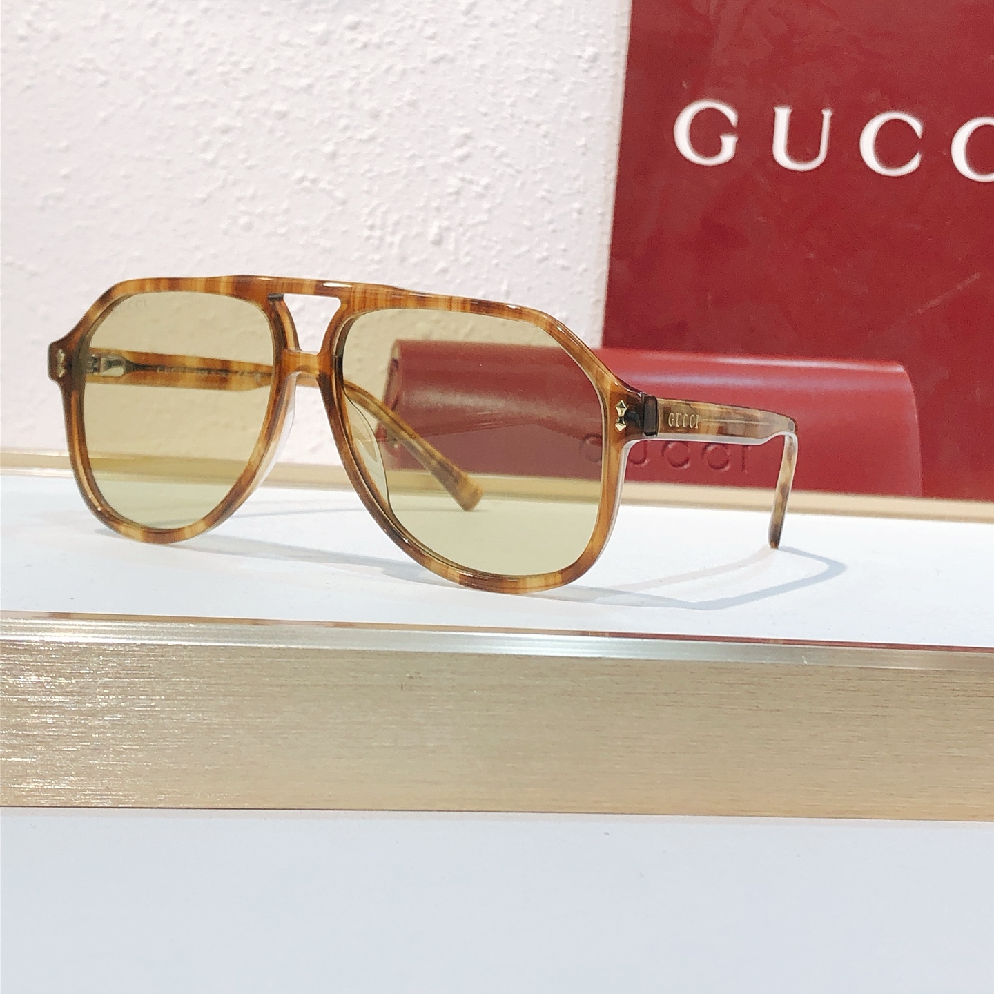 Gucci GUCC*