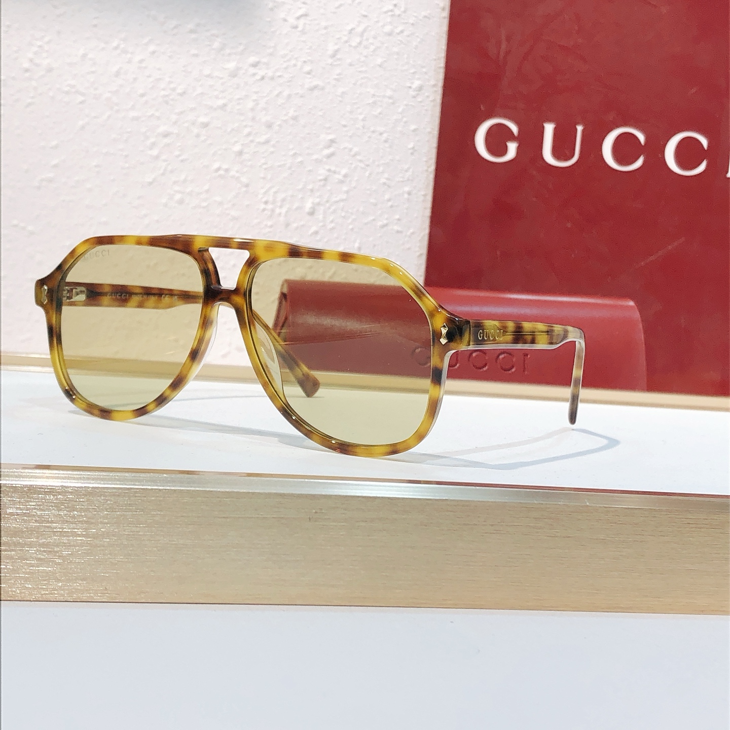 Gucci GUCC*